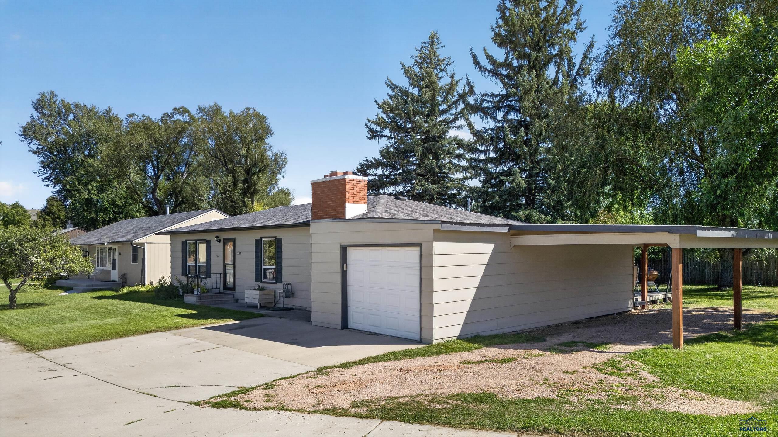 3317 W ST CLOUD