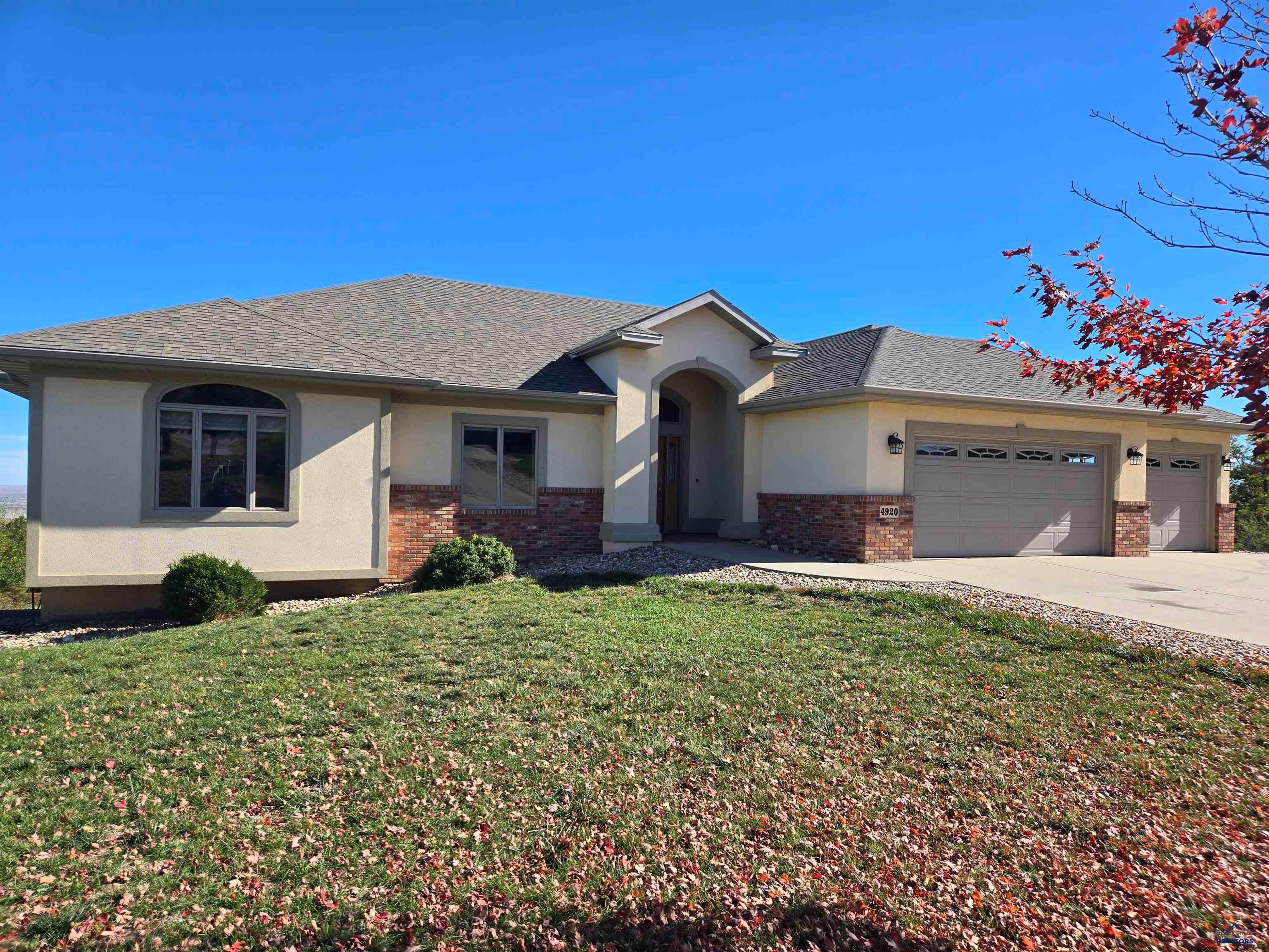 4920 ENCHANTED PINES DR
