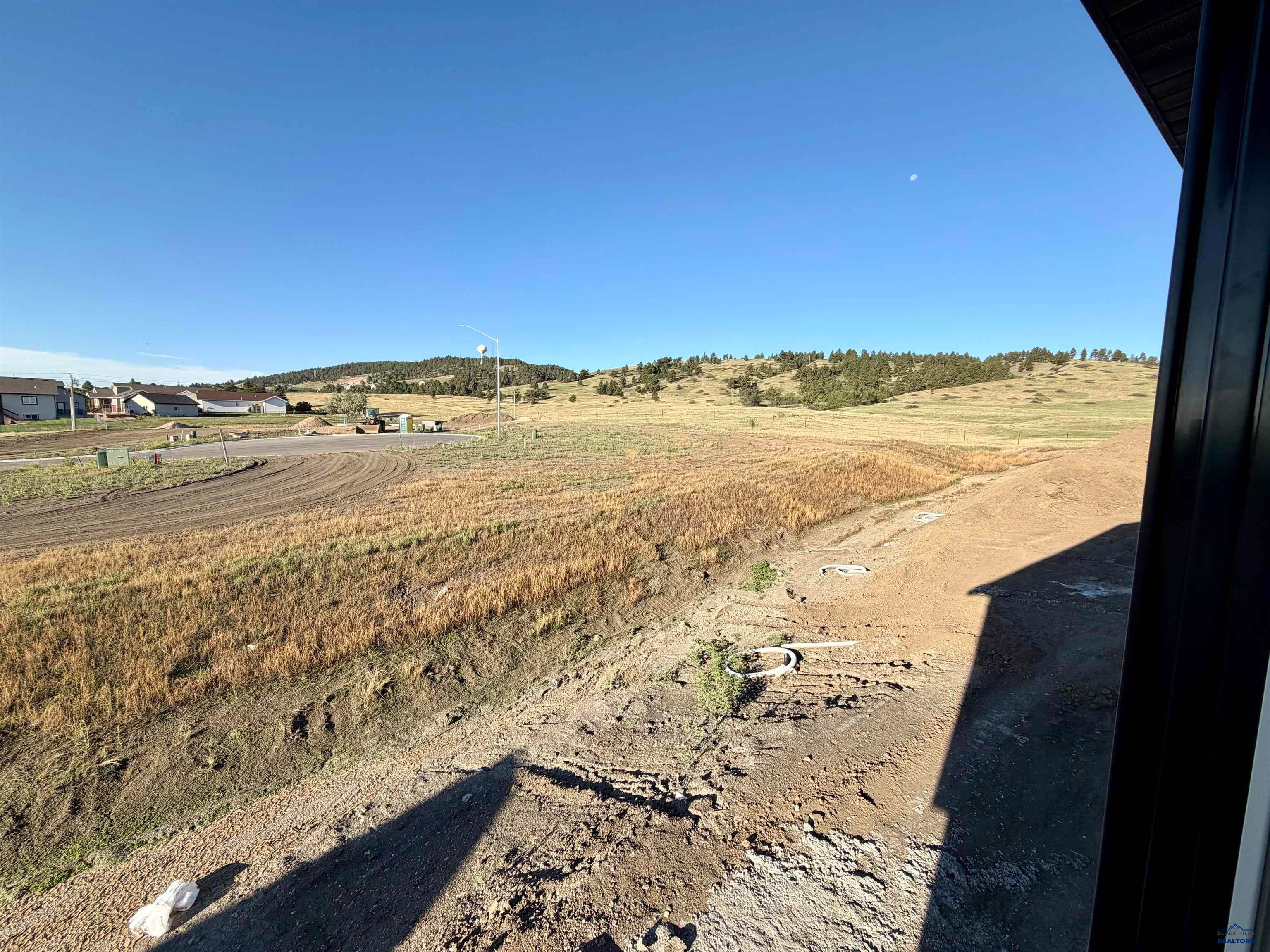 Lot 20 W COUNTRY RD