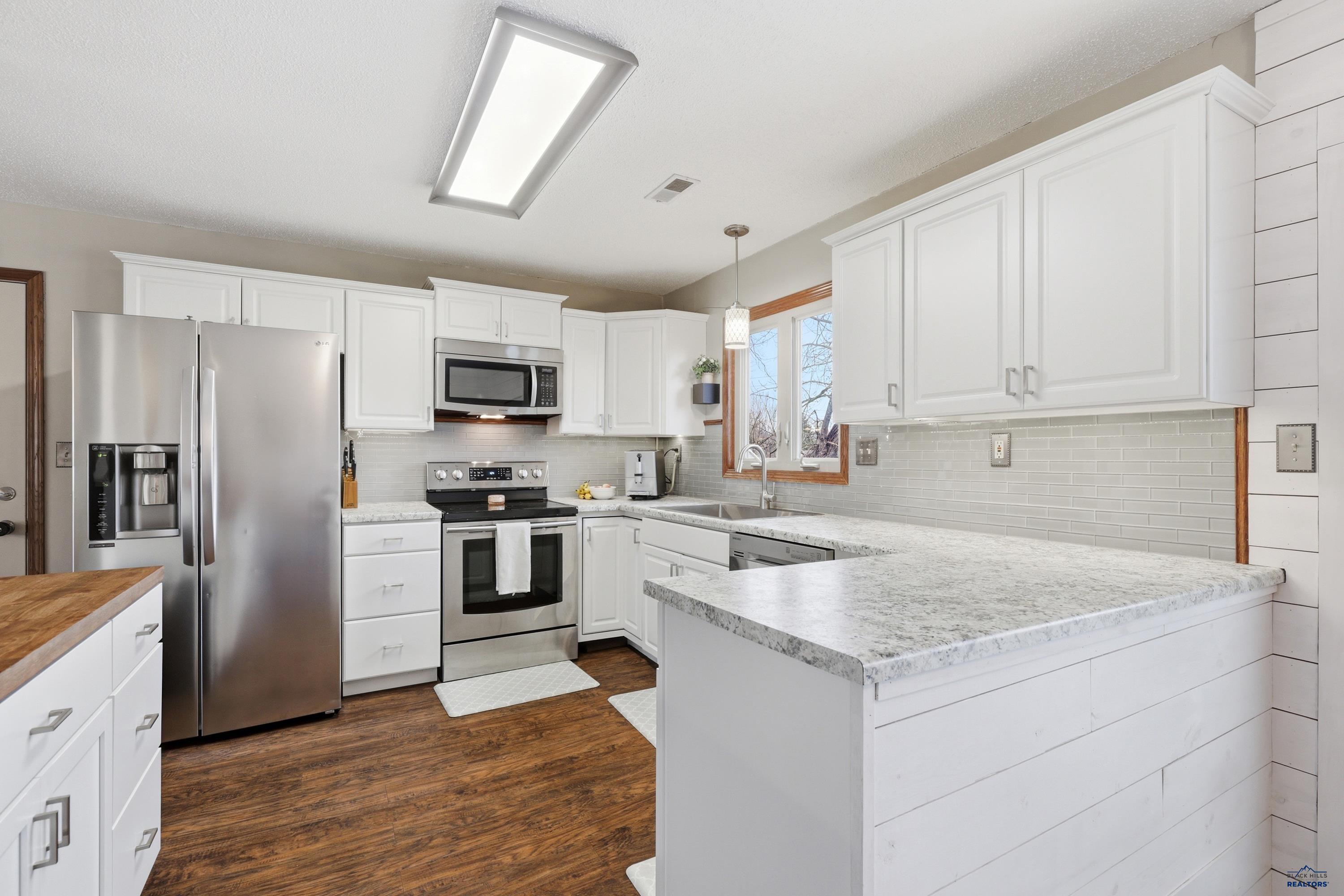 3502 W SOUTH