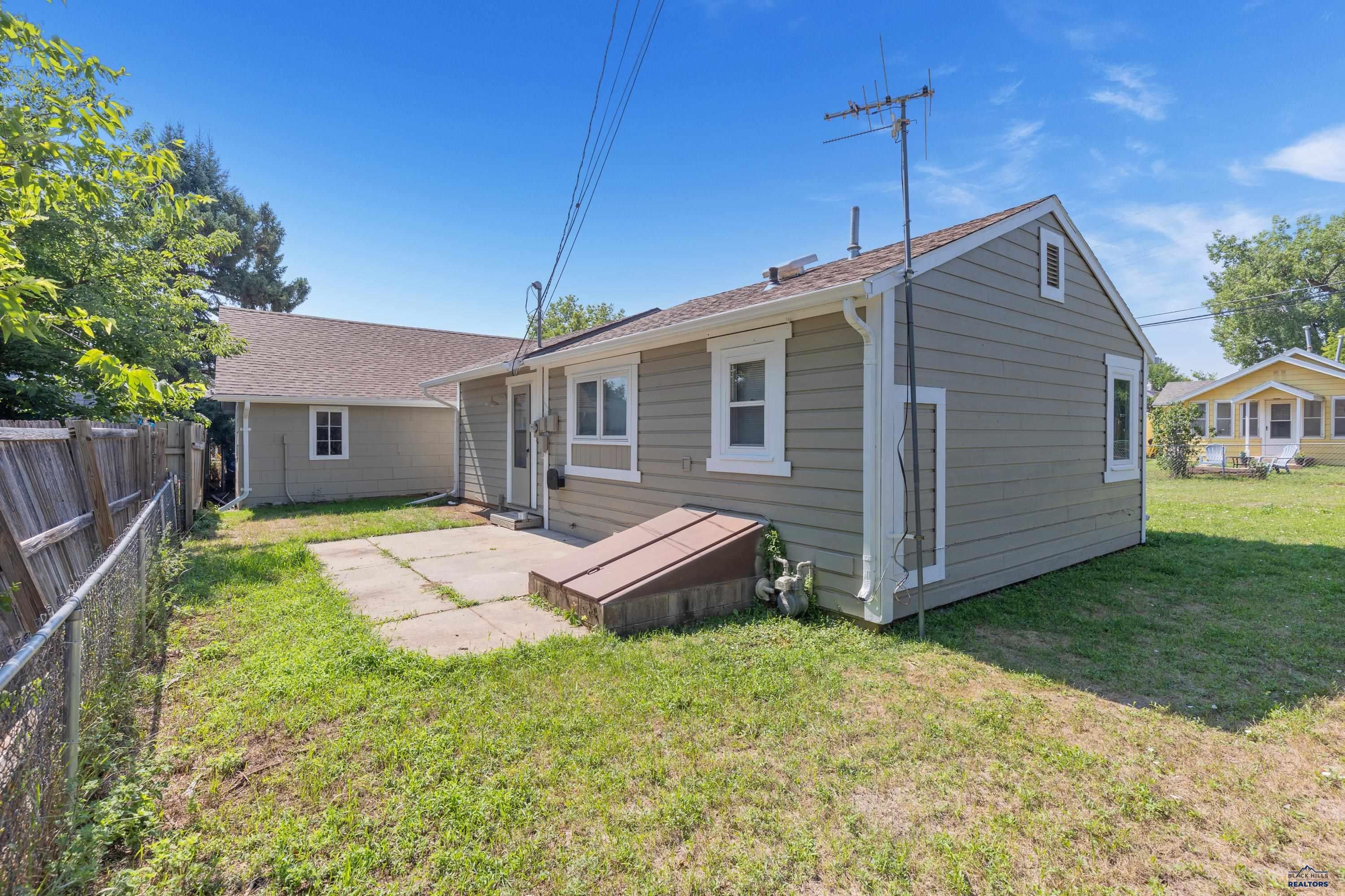 320 BASHAM RD