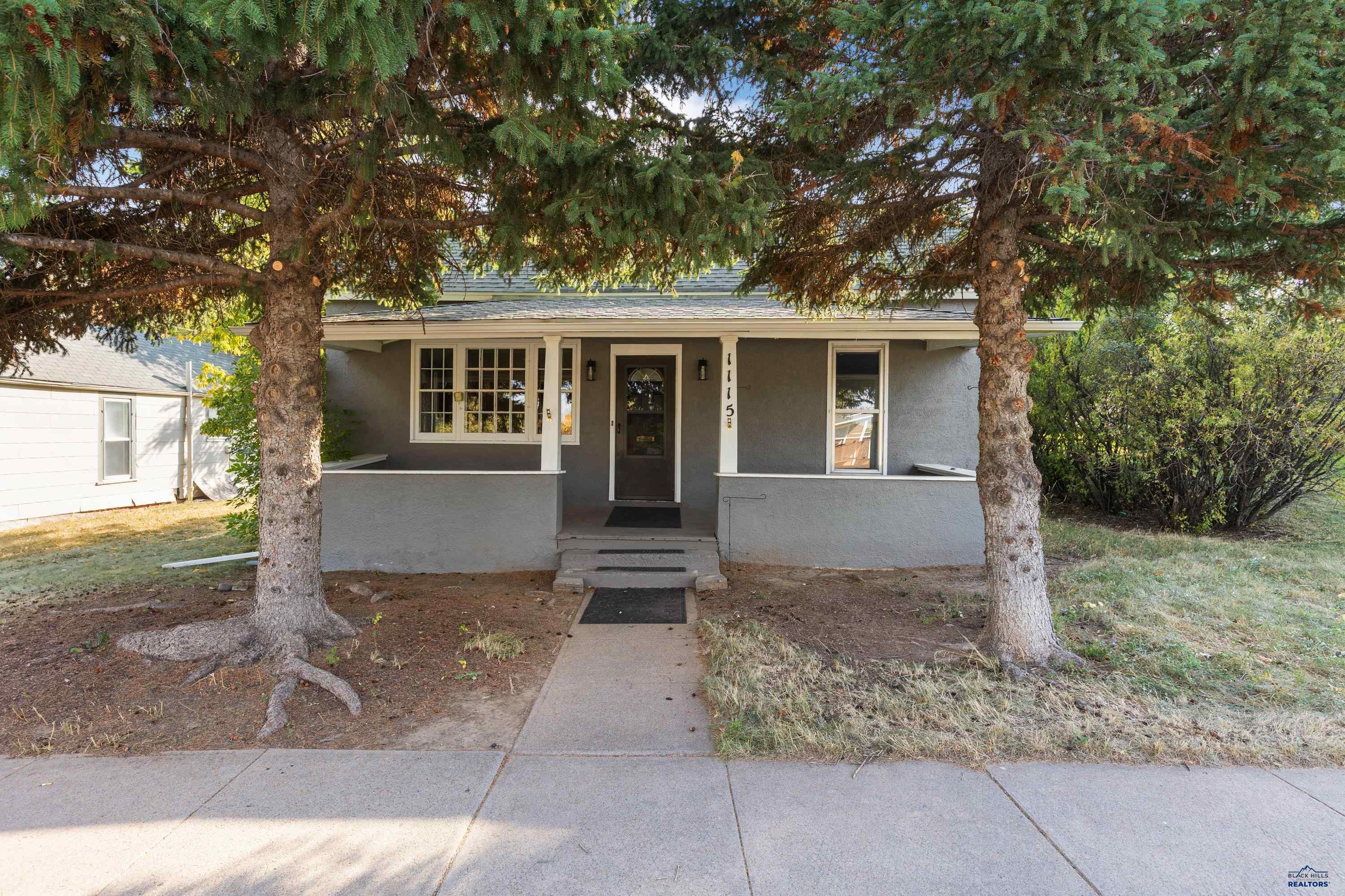 1115 QUINCY