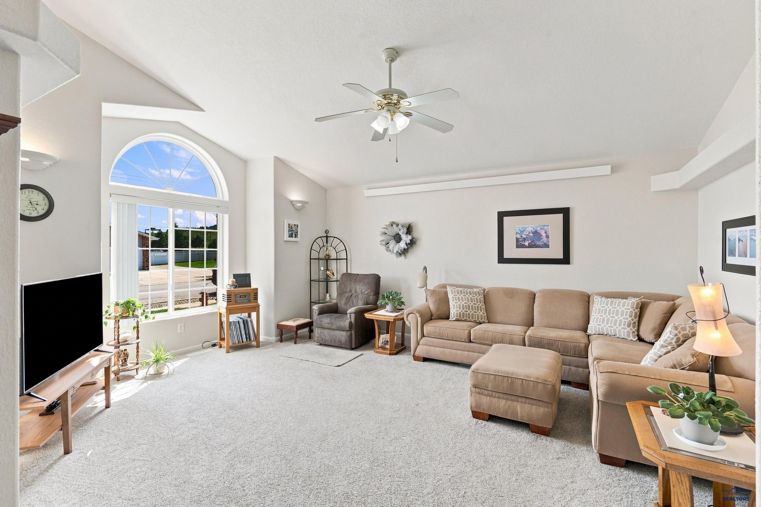 838 SAGEWOOD