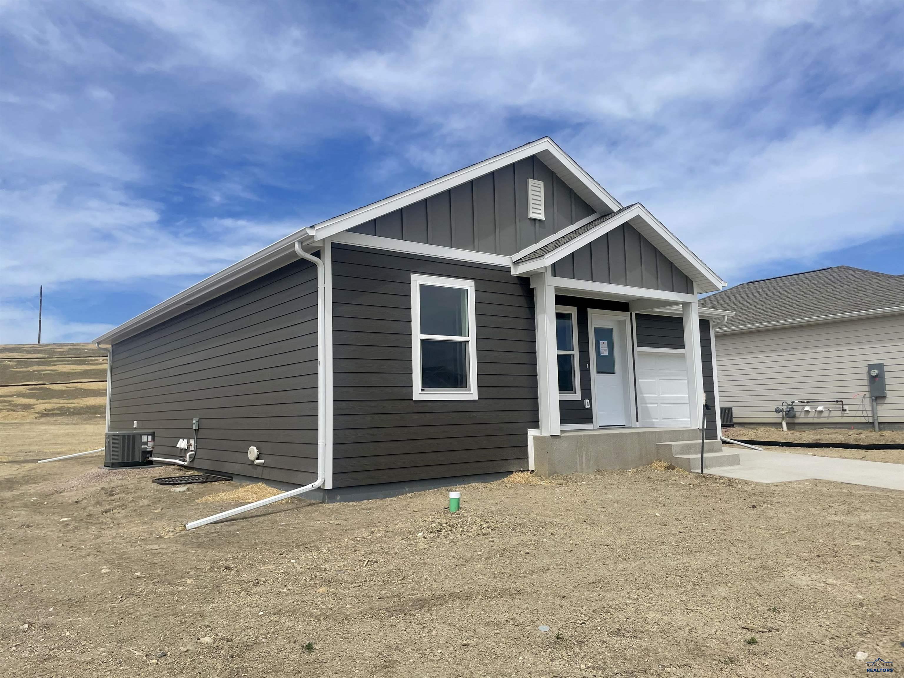 325 N VALLEY DR