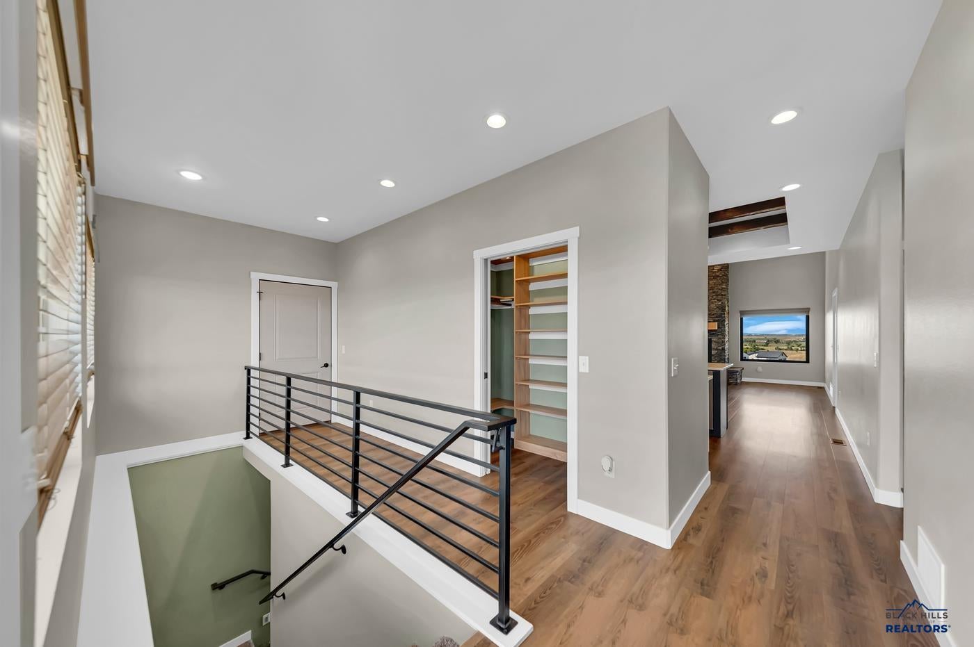 22847 GATEWAY DR