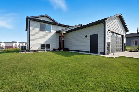 1240 KENAI DR Box Elder SD 57719