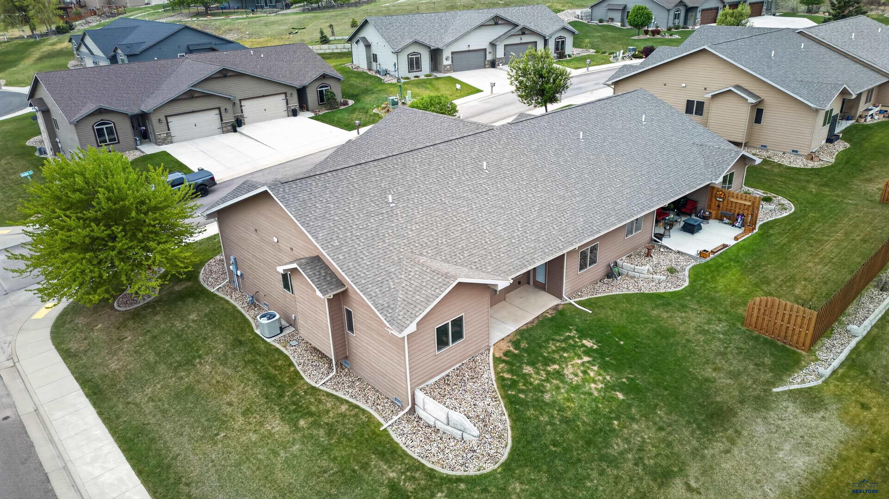 310 DUNBAR CT