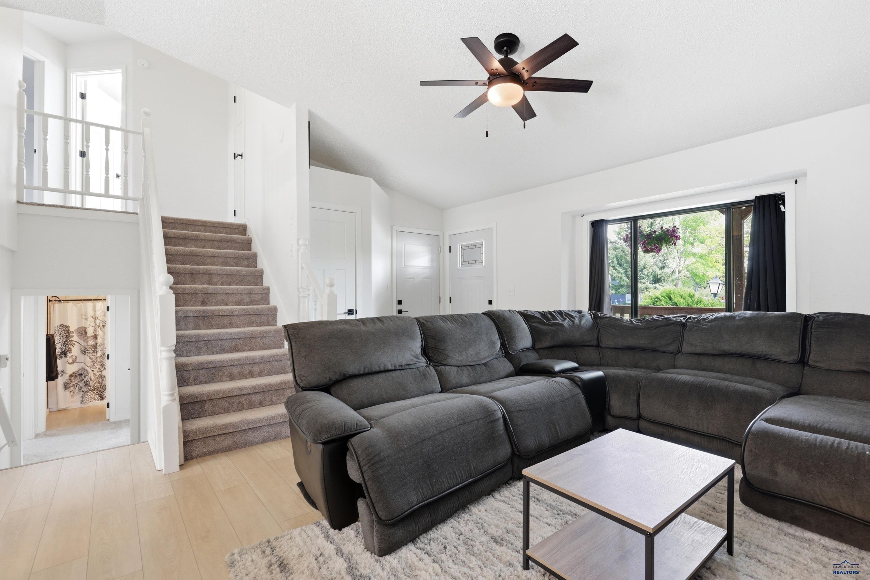 1621 COPPERFIELD DR