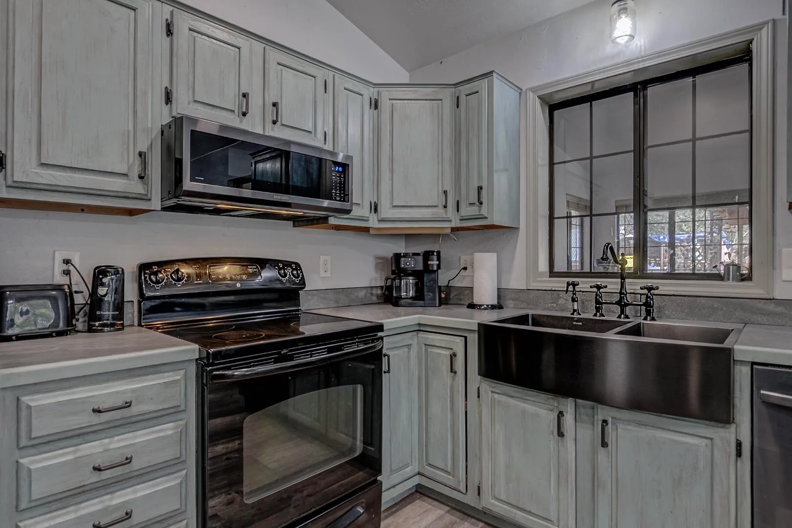 Payson, Arizona 85541, United States, 4 Bedrooms Bedrooms, ,2 BathroomsBathrooms,Residential,Active,199503