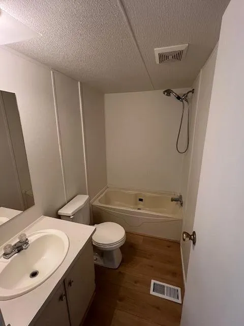 Payson, Arizona 85541, United States, 2 Bedrooms Bedrooms, ,2 BathroomsBathrooms,Residential,Pending,29248