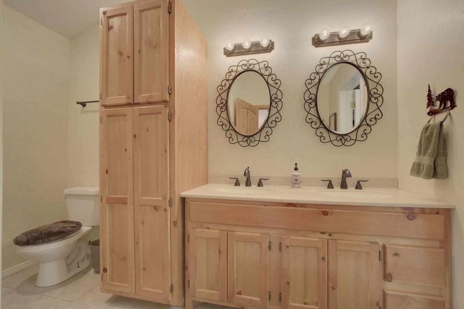 Pine, Arizona 85544, United States, 4 Bedrooms Bedrooms, ,2 BathroomsBathrooms,Residential,Active,226302