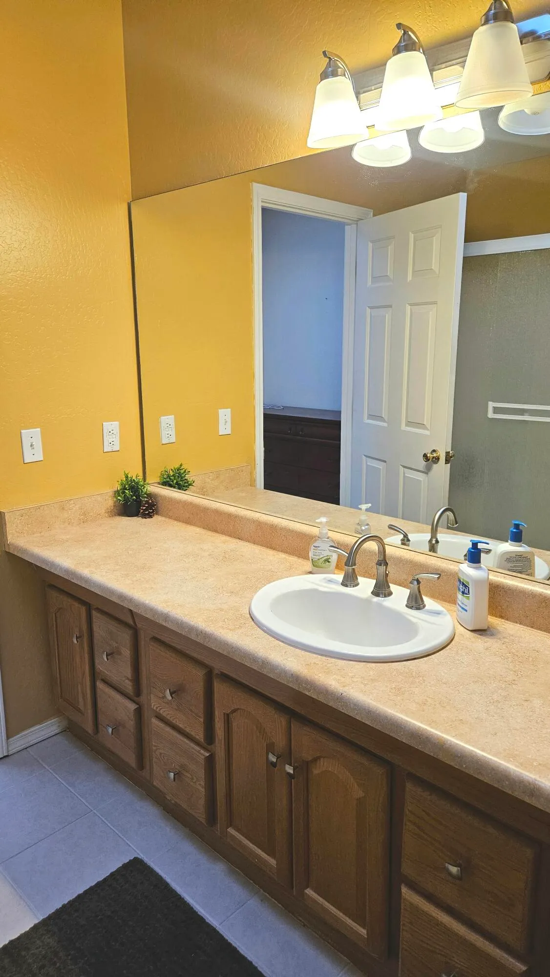 Pine, Arizona 85544, United States, 4 Bedrooms Bedrooms, ,2 BathroomsBathrooms,Residential,Active,226302