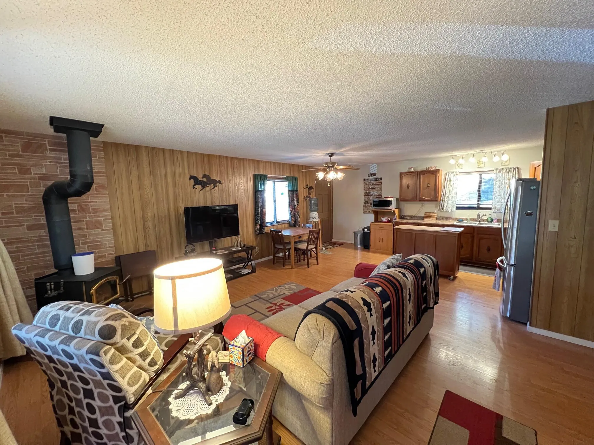 Pine, Arizona 85544, United States, 2 Bedrooms Bedrooms, ,1 BathroomBathrooms,Residential,Active,14411