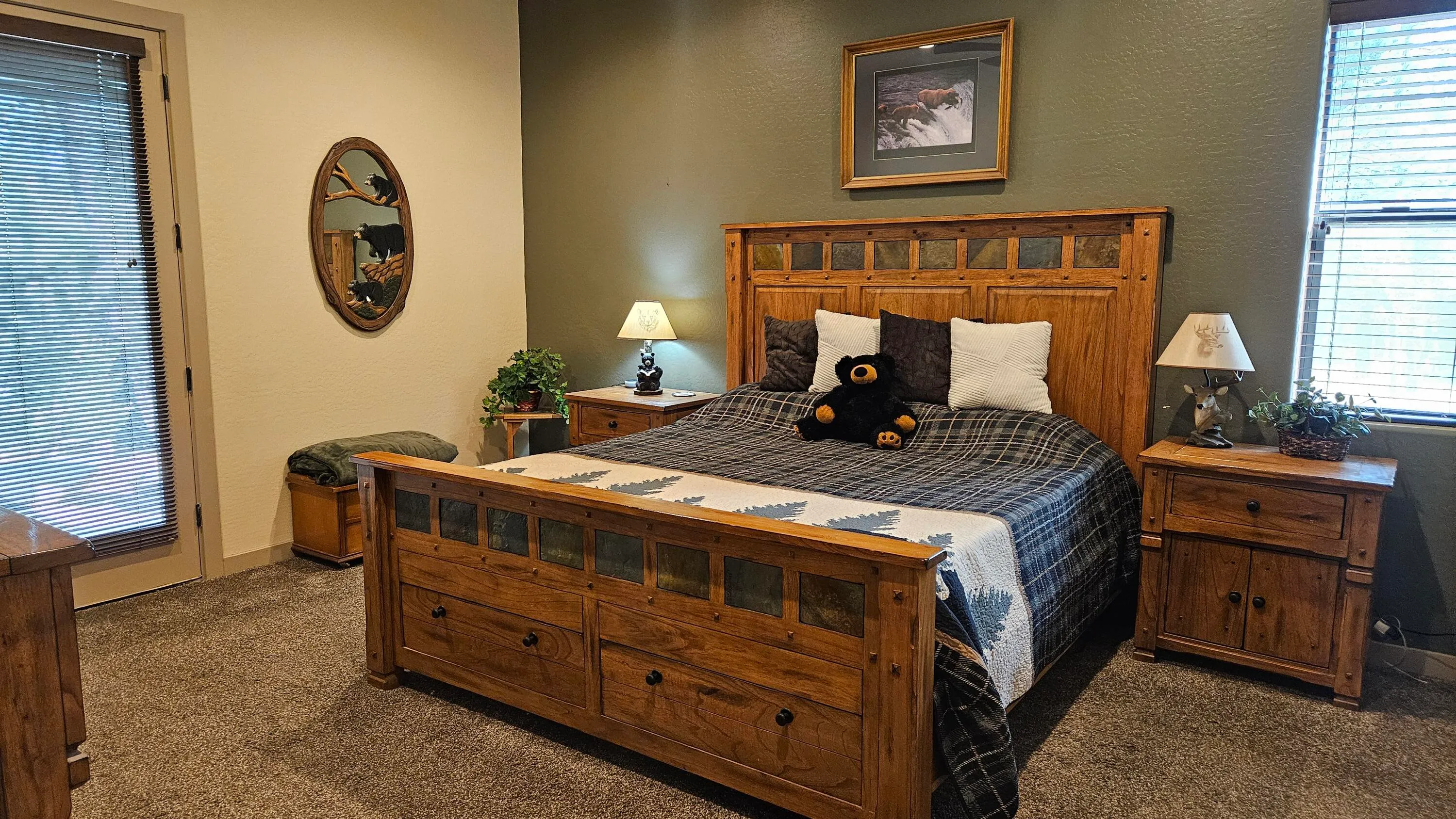 Pine, Arizona 85544, United States, 4 Bedrooms Bedrooms, ,2 BathroomsBathrooms,Residential,Active,131721