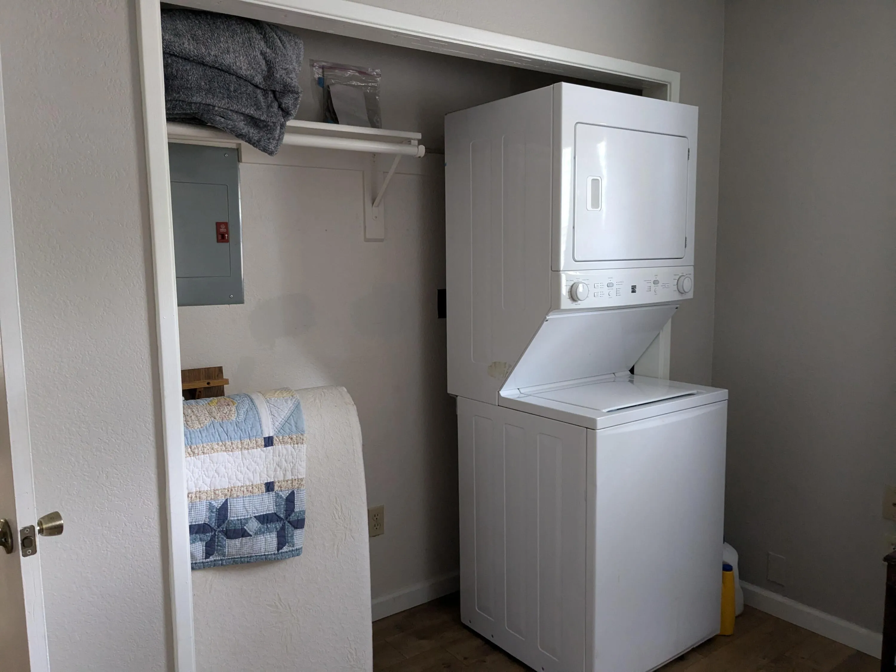 Strawberry, Arizona 85544, United States, 1 Bedroom Bedrooms, ,1 BathroomBathrooms,Residential,Active,84408