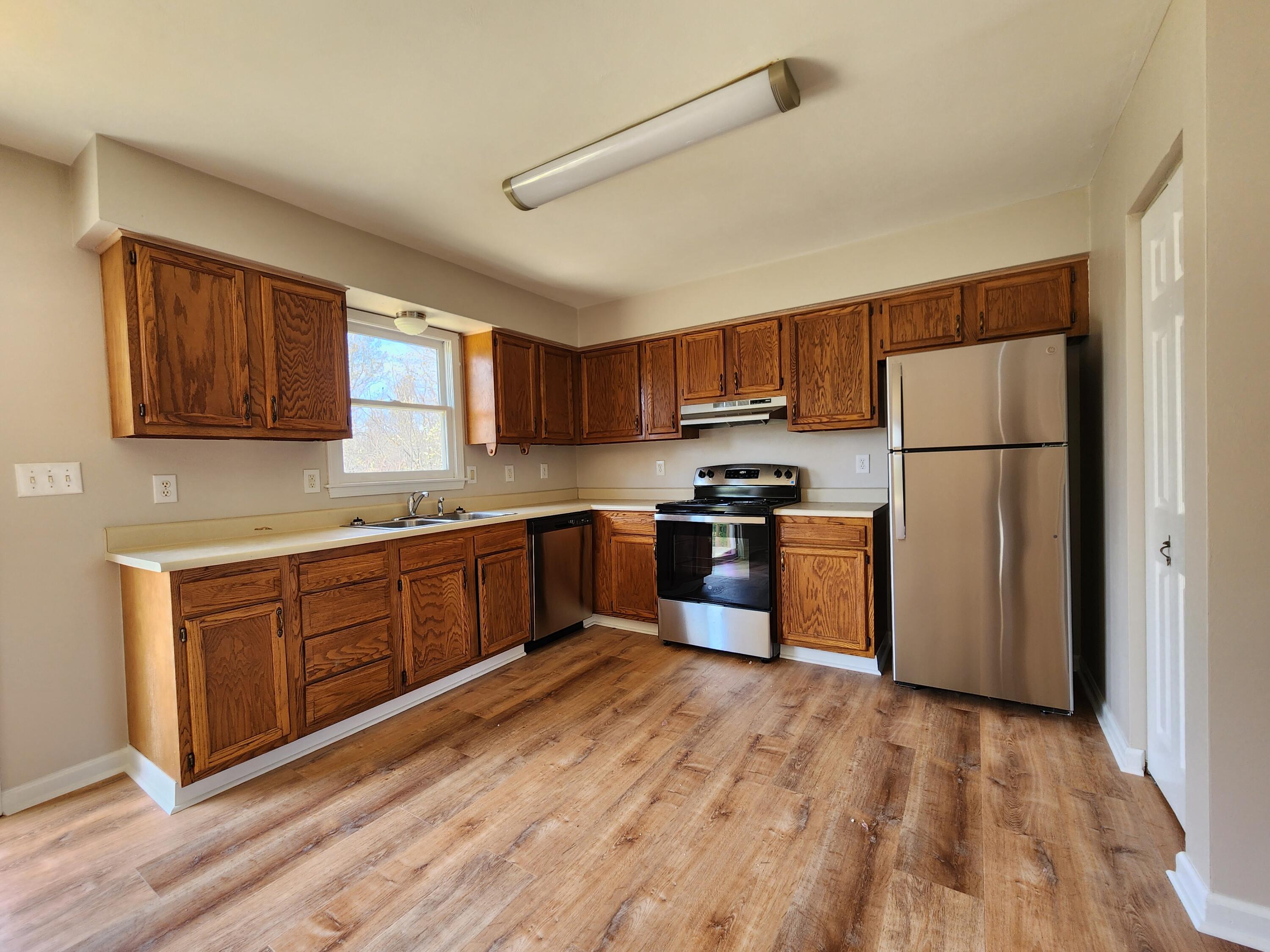 Rocky Mount, Virginia 24151, United States, 3 Bedrooms Bedrooms, ,2 BathroomsBathrooms,Residential,Active,240608