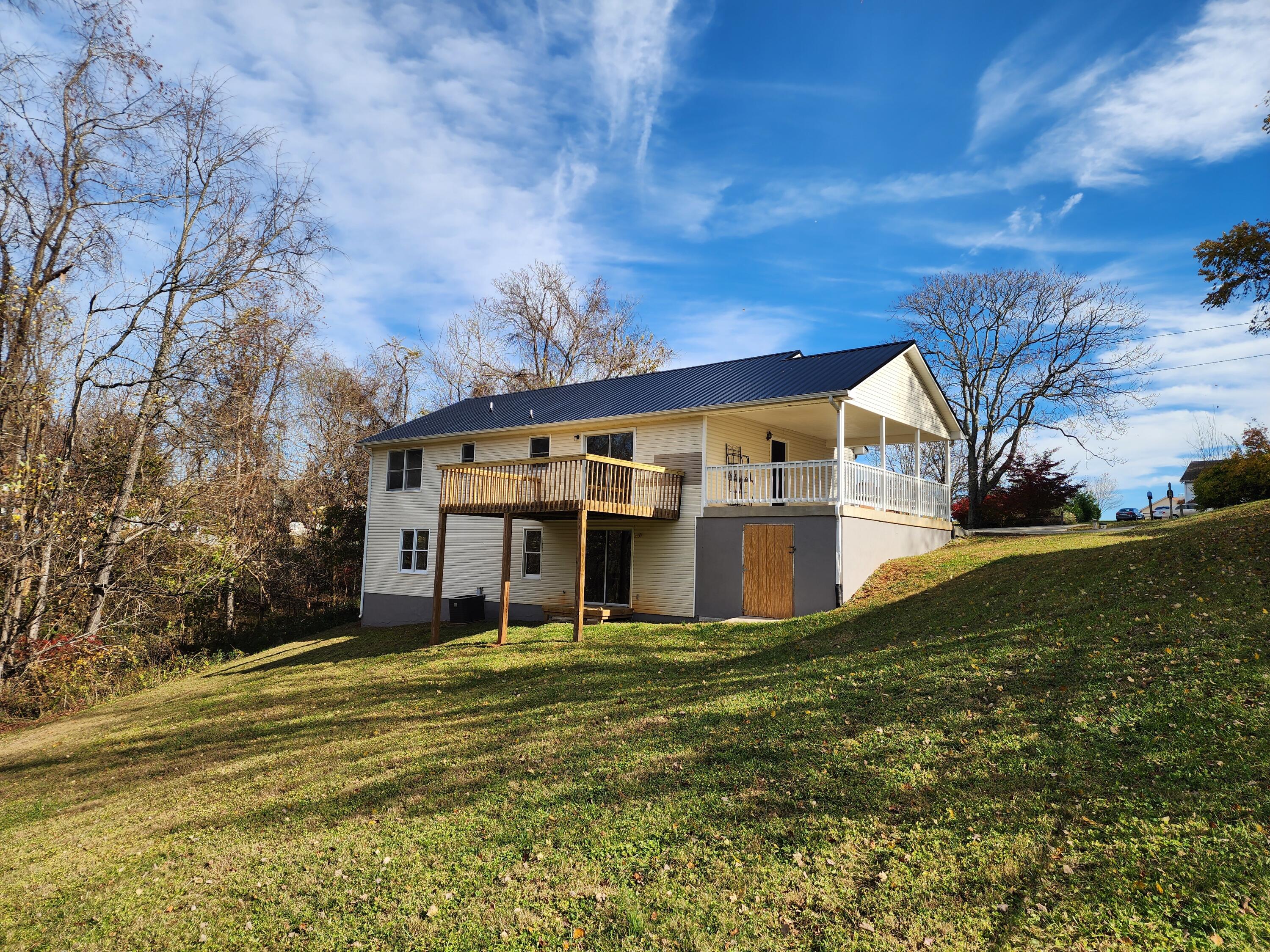 Rocky Mount, Virginia 24151, United States, 3 Bedrooms Bedrooms, ,2 BathroomsBathrooms,Residential,Active,240608