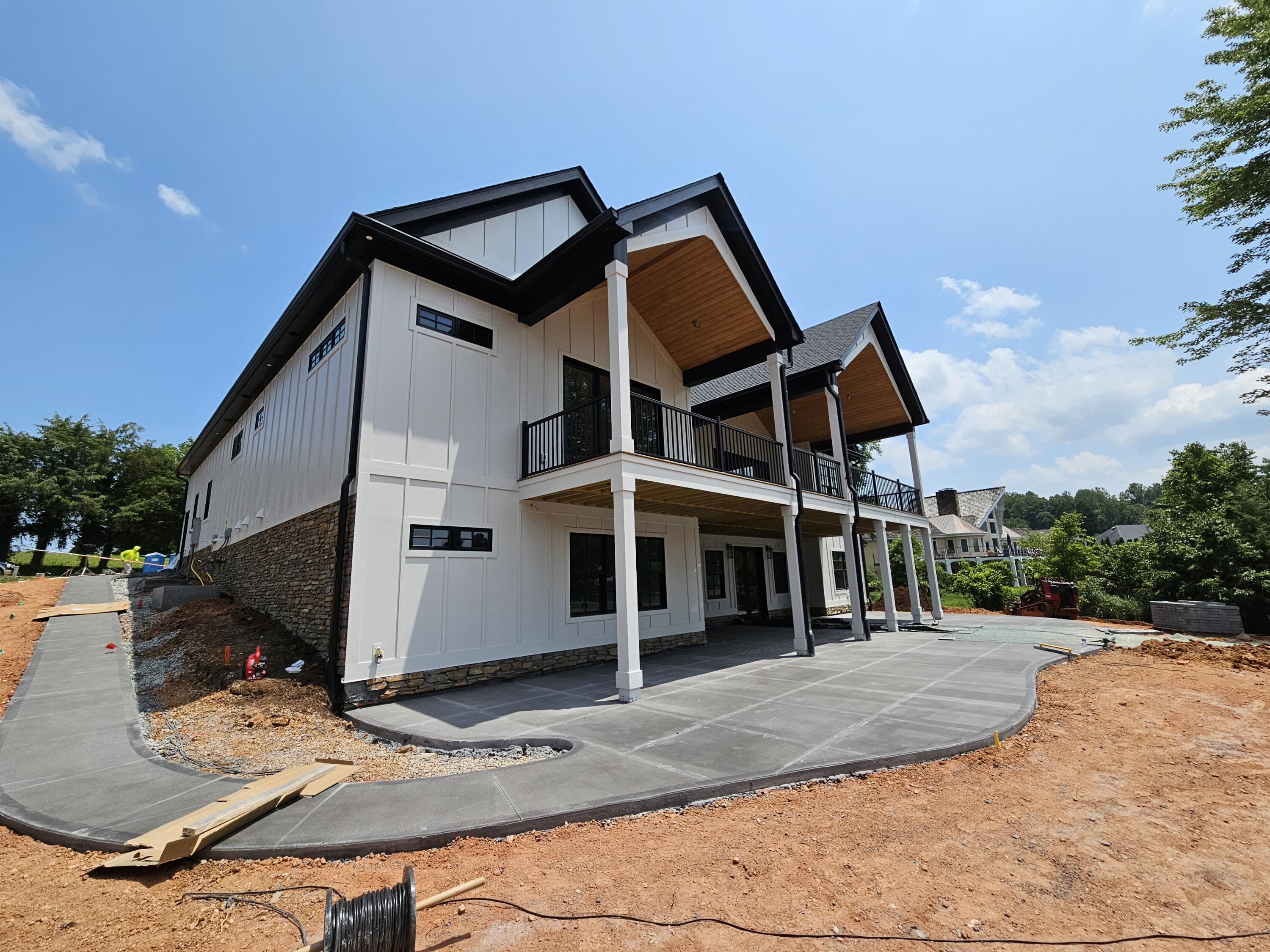 95 Shoreline Cir, Penhook, Virginia image 6