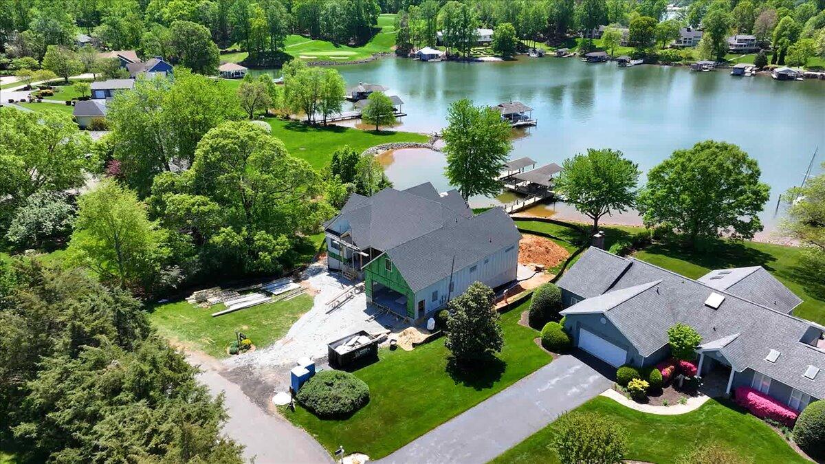 95 Shoreline Cir, Penhook, Virginia image 9