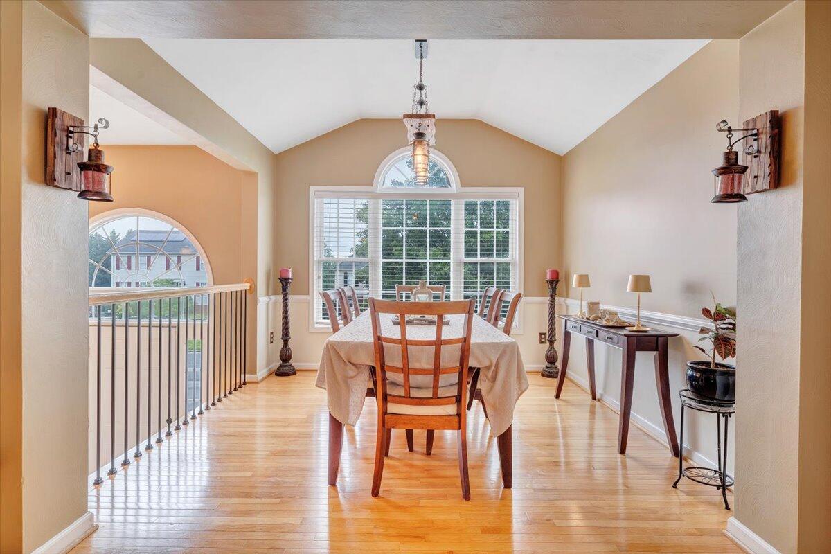 633 Castleridge Rd, Vinton, Virginia image 13