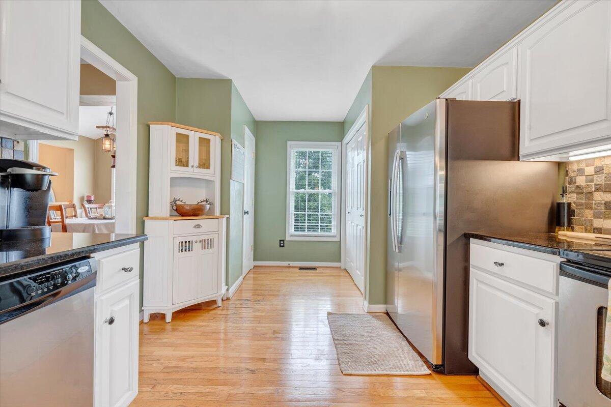 633 Castleridge Rd, Vinton, Virginia image 28