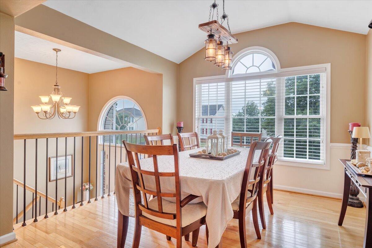 633 Castleridge Rd, Vinton, Virginia image 16