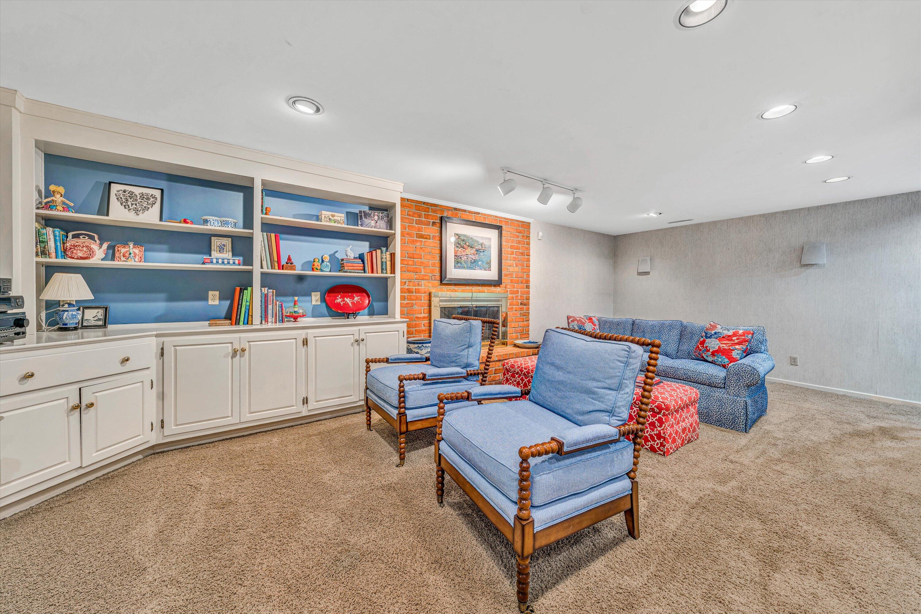 835 Wildwood Rd, Roanoke, Virginia image 33