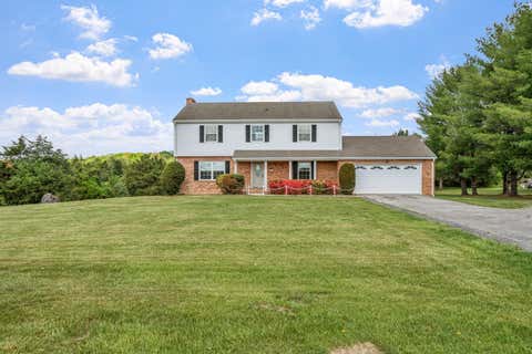 Homes For Sale - 3919 Botetourt Rd<br/> Botetourt County, Fincastle, VA 24090