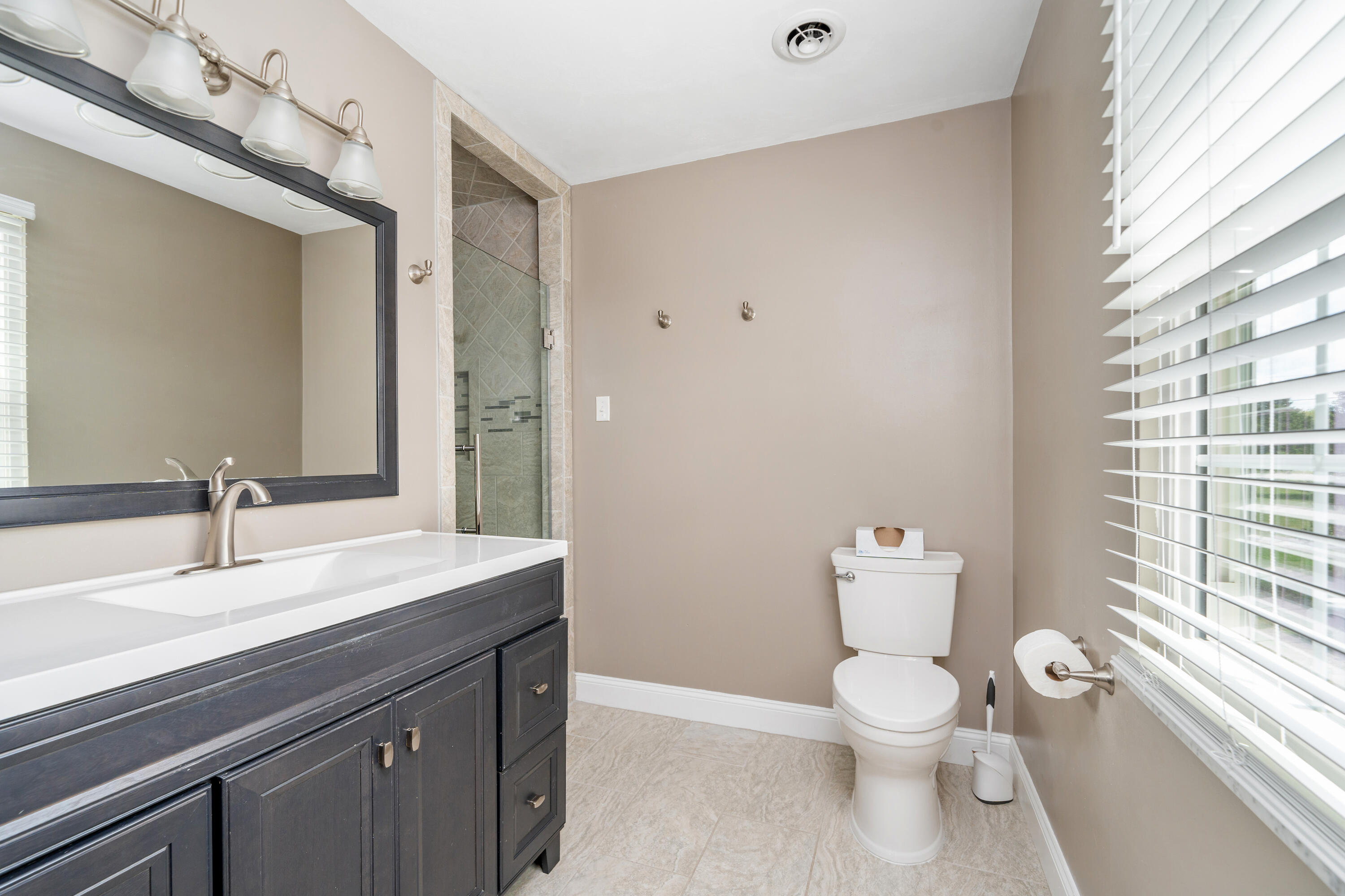 3919 Botetourt Rd, Fincastle, Virginia image 13