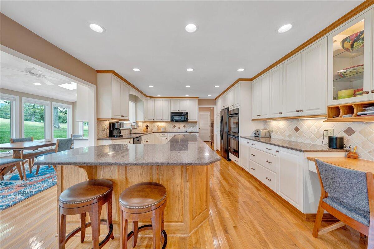 5319 Mcvitty Rd, Roanoke, Virginia image 25