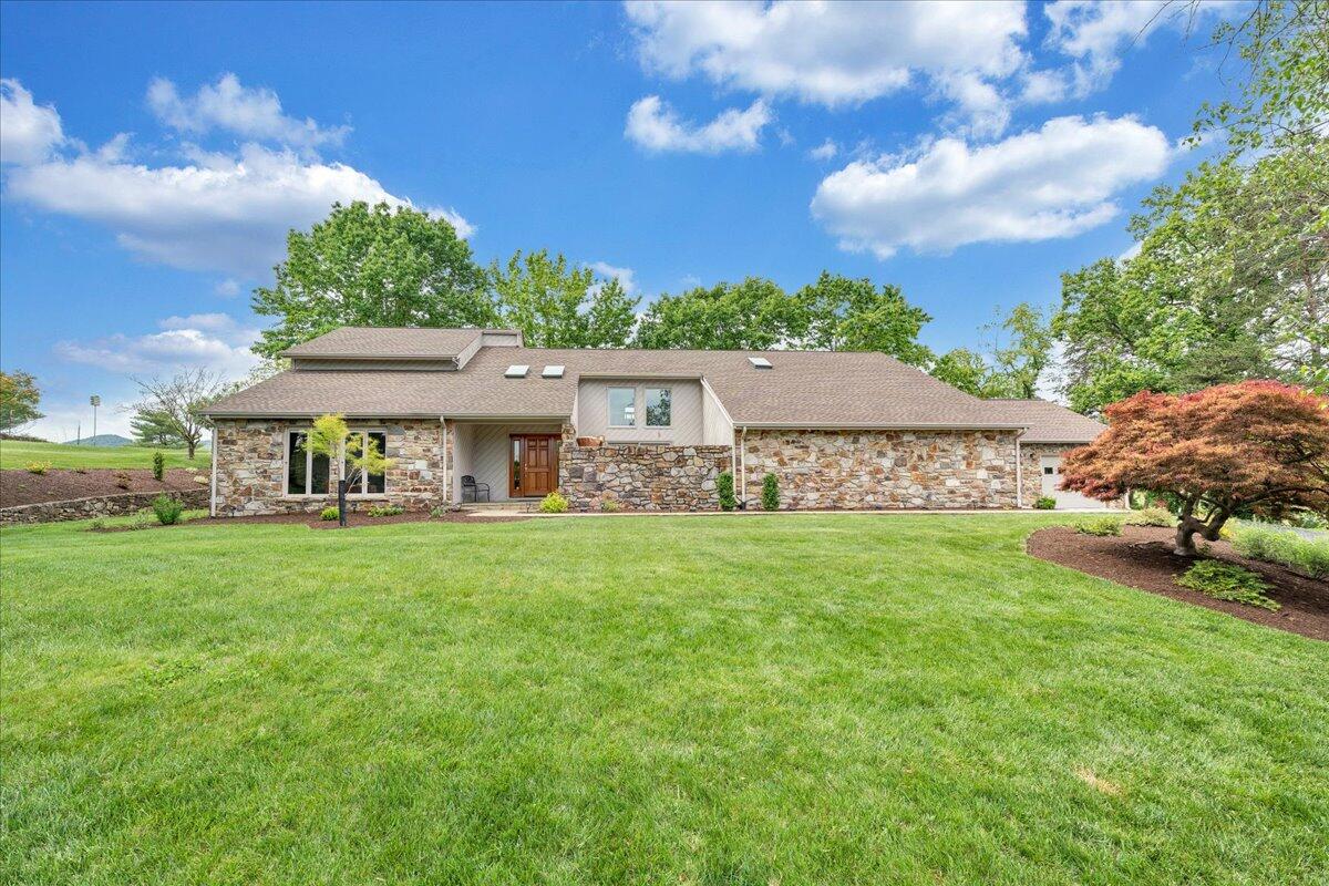 5319 Mcvitty Rd, Roanoke, Virginia image 1