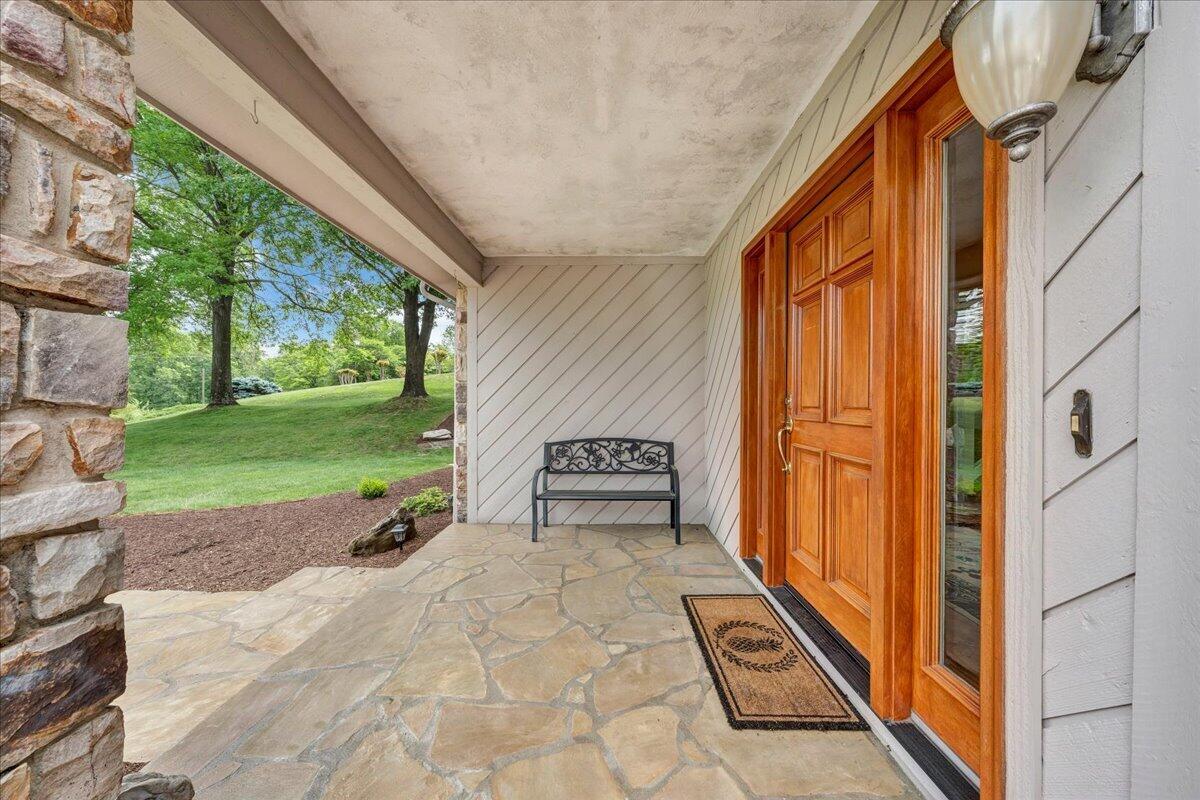 5319 Mcvitty Rd, Roanoke, Virginia image 6