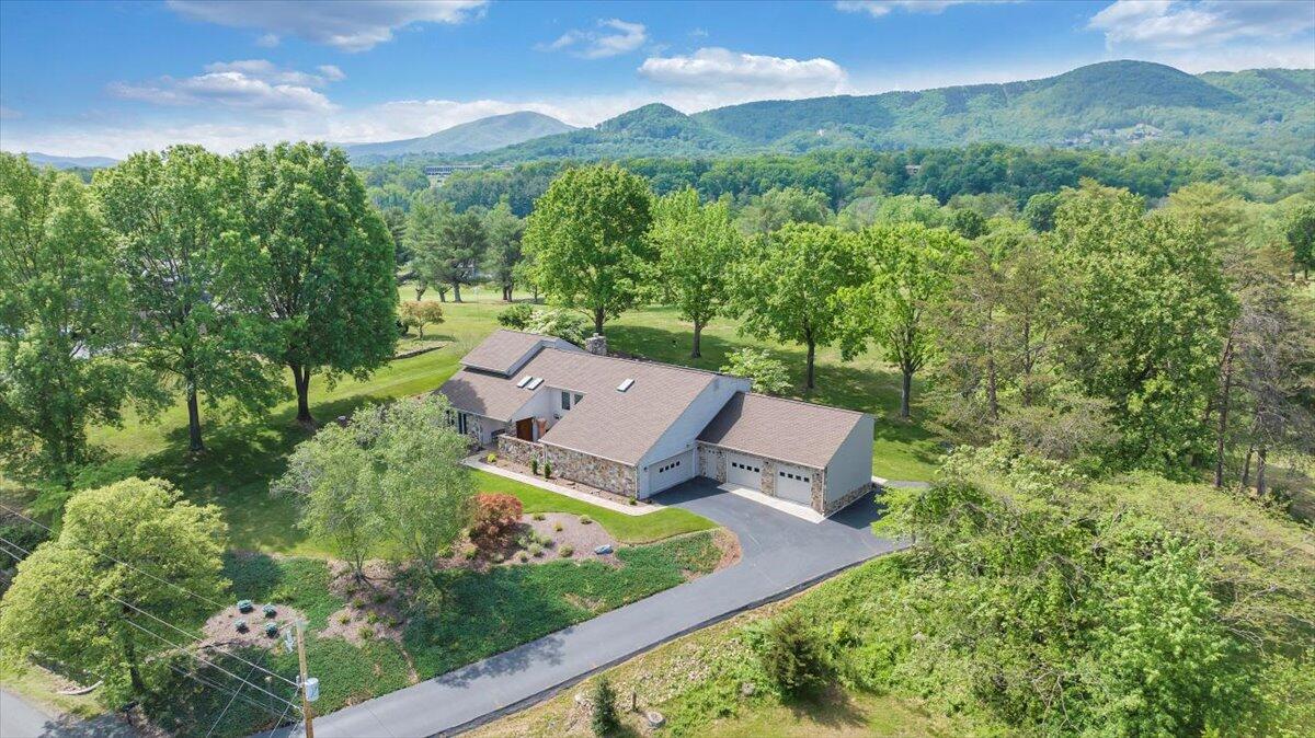 5319 Mcvitty Rd, Roanoke, Virginia image 4