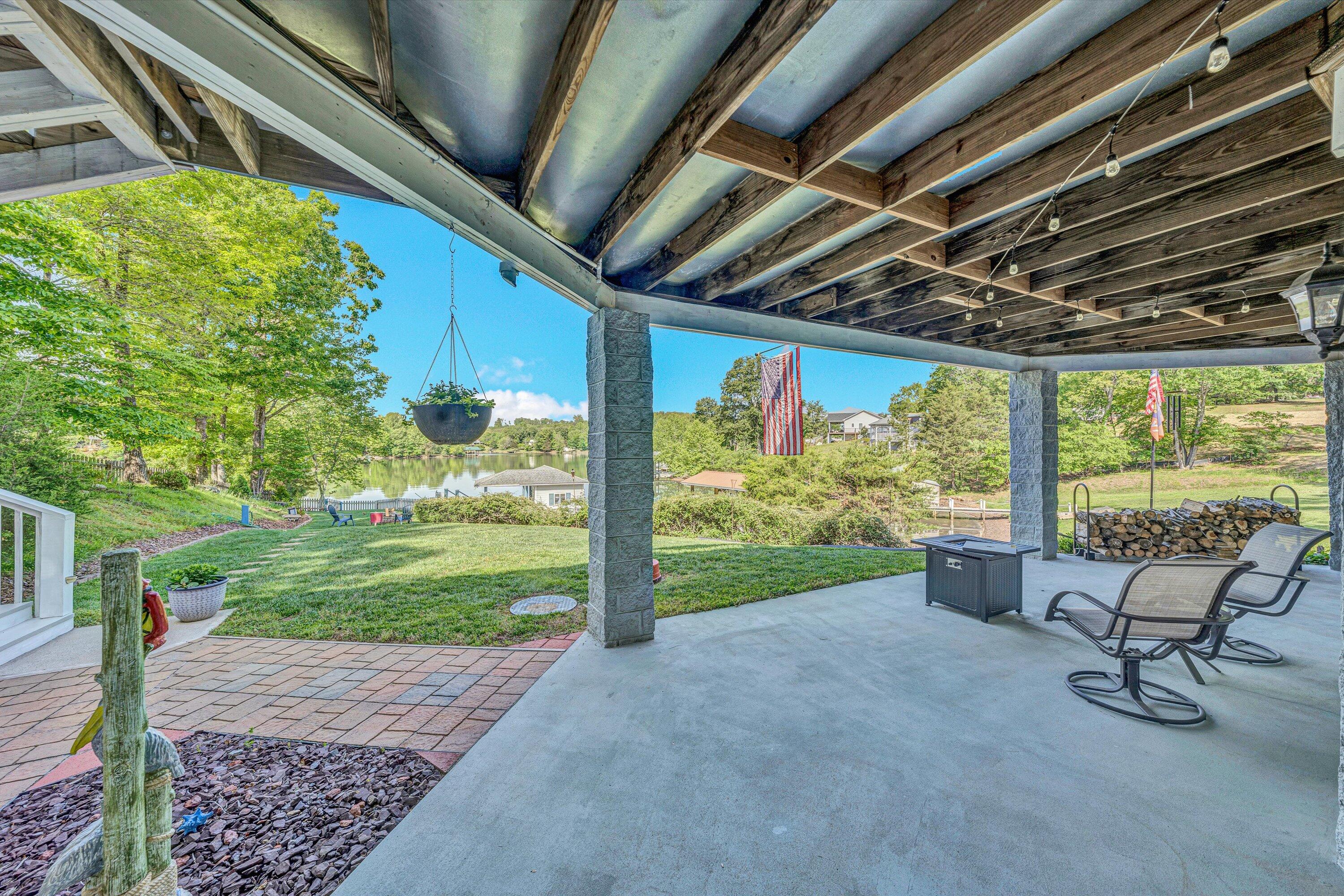 168 Sandy Point Ct, Union Hall, Virginia image 49