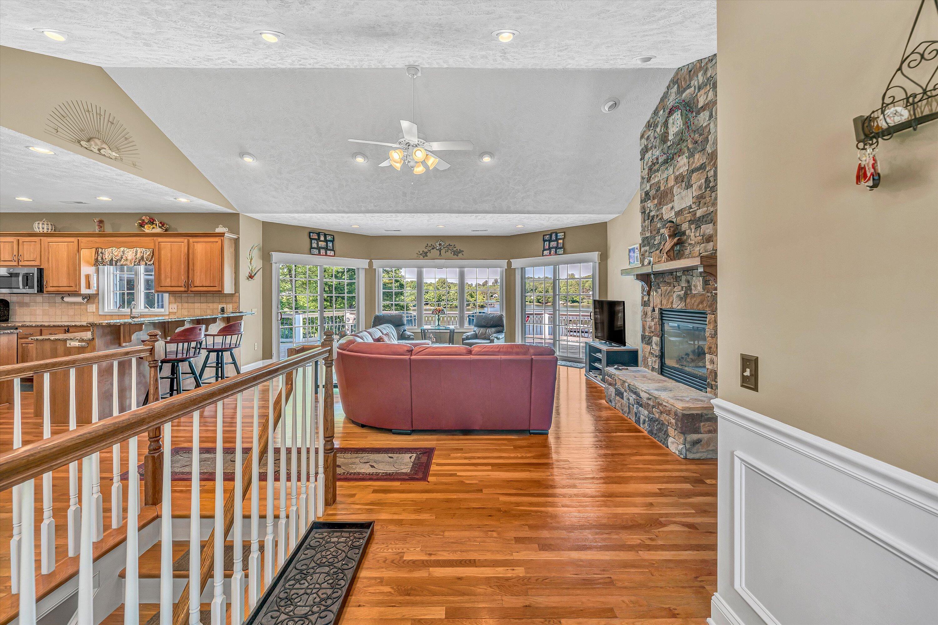 168 Sandy Point Ct, Union Hall, Virginia image 12