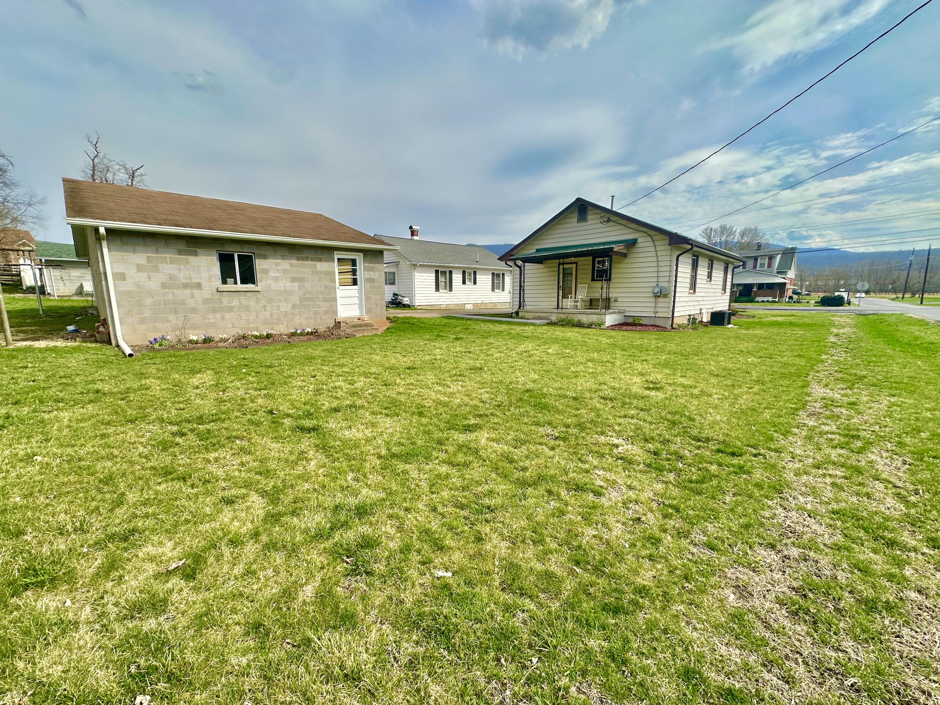 1240 W Jackson St, Covington, Virginia image 31