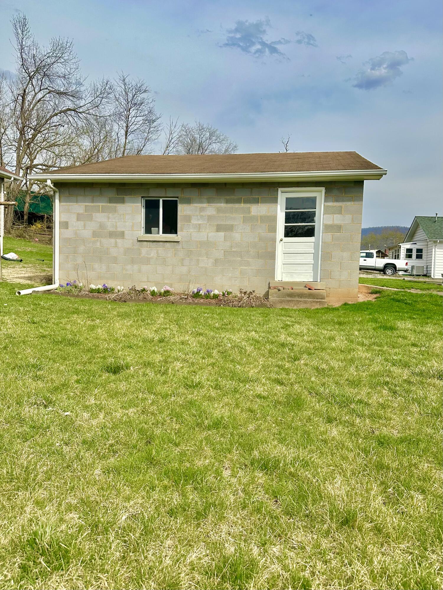 1240 W Jackson St, Covington, Virginia image 30