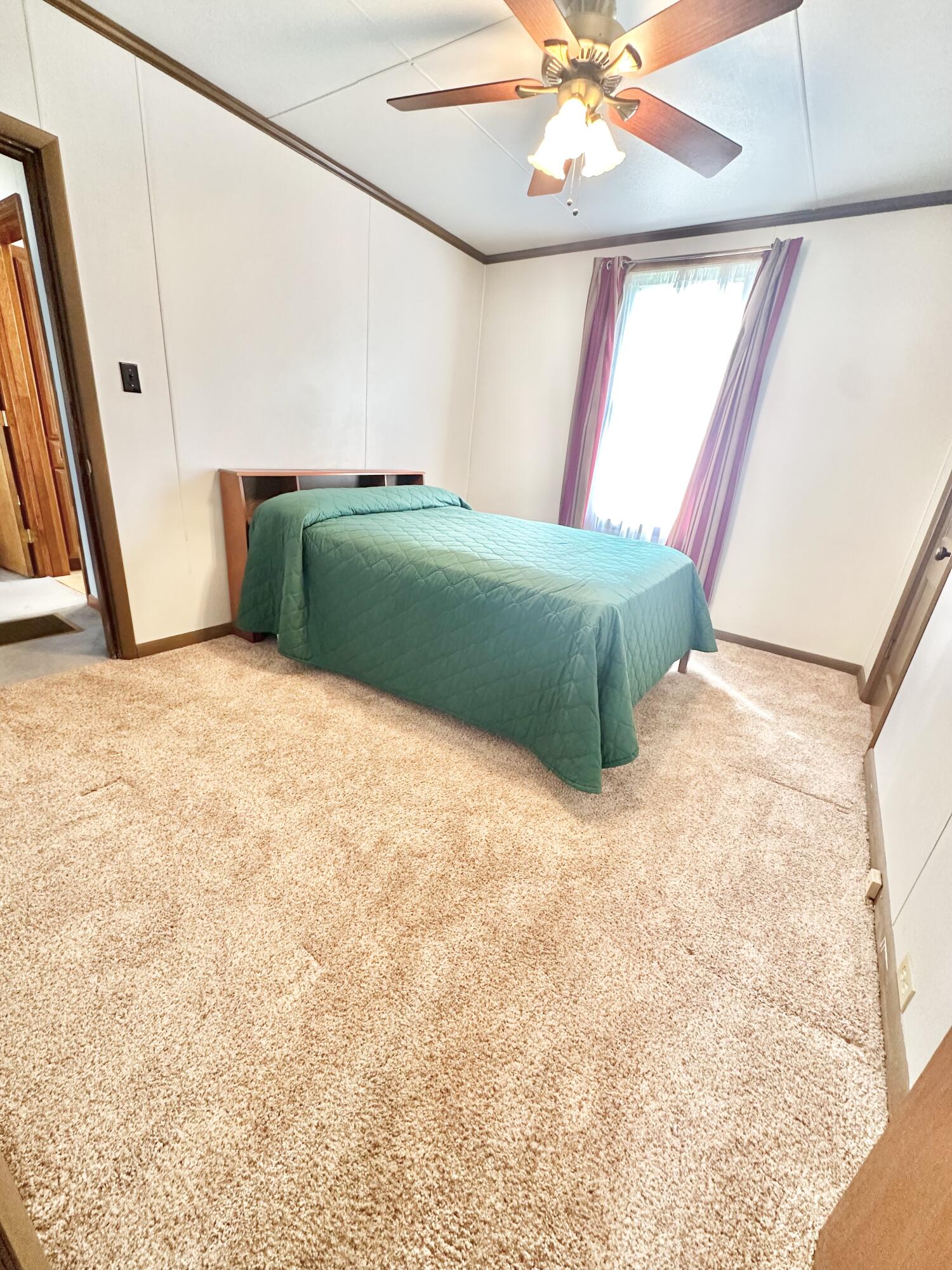 1240 W Jackson St, Covington, Virginia image 22