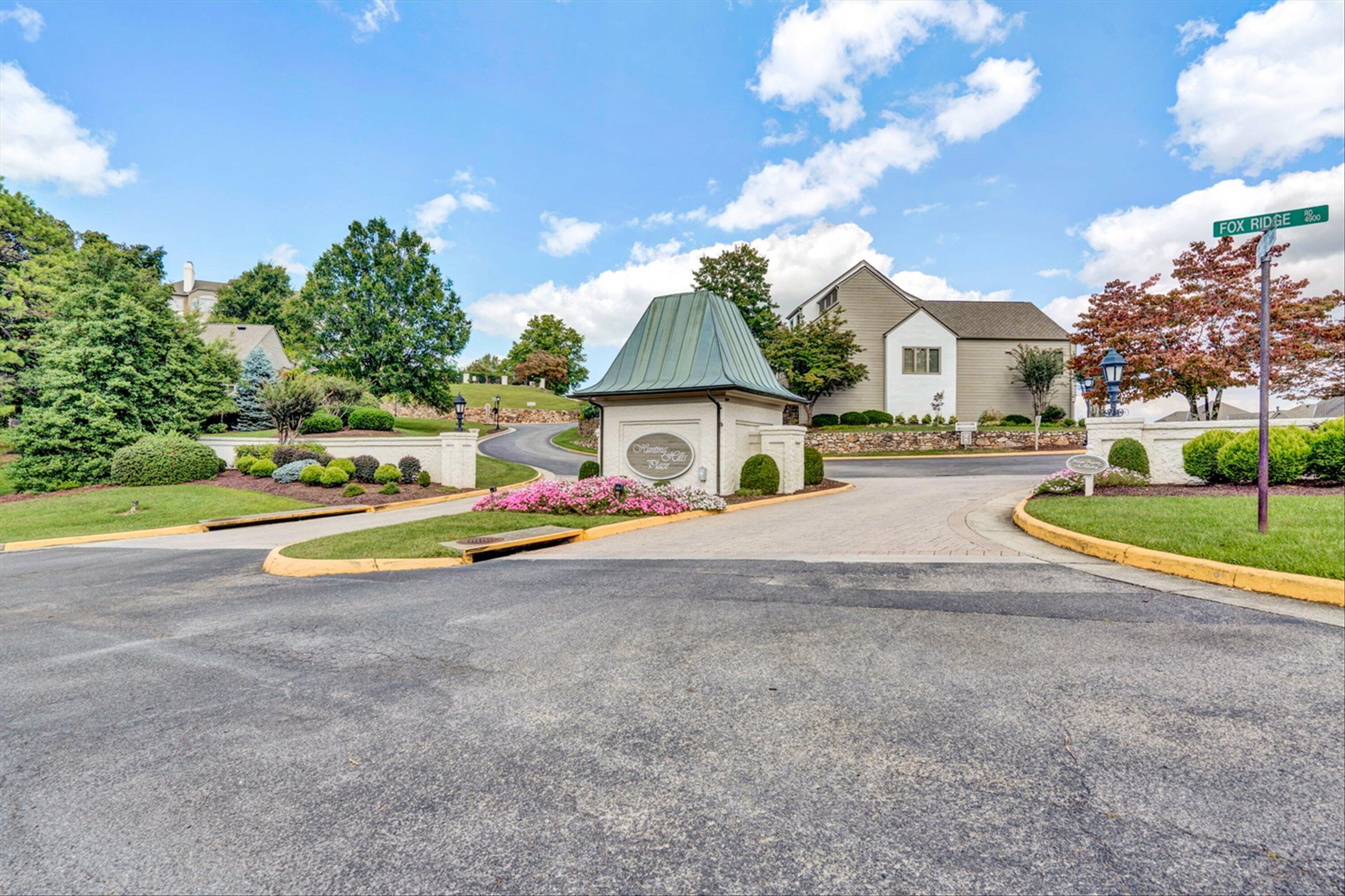 5008 Hunting Hills Square, Roanoke, Virginia image 31