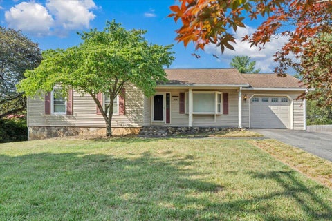 Homes For Sale - 7834 Barrens Rd<br/> Roanoke, VA 24019