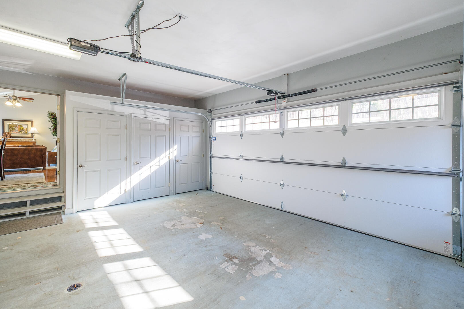 Moneta, Virginia, 24121, United States, 4 Bedrooms Bedrooms, ,4 BathroomsBathrooms,Residential,Active,2030954