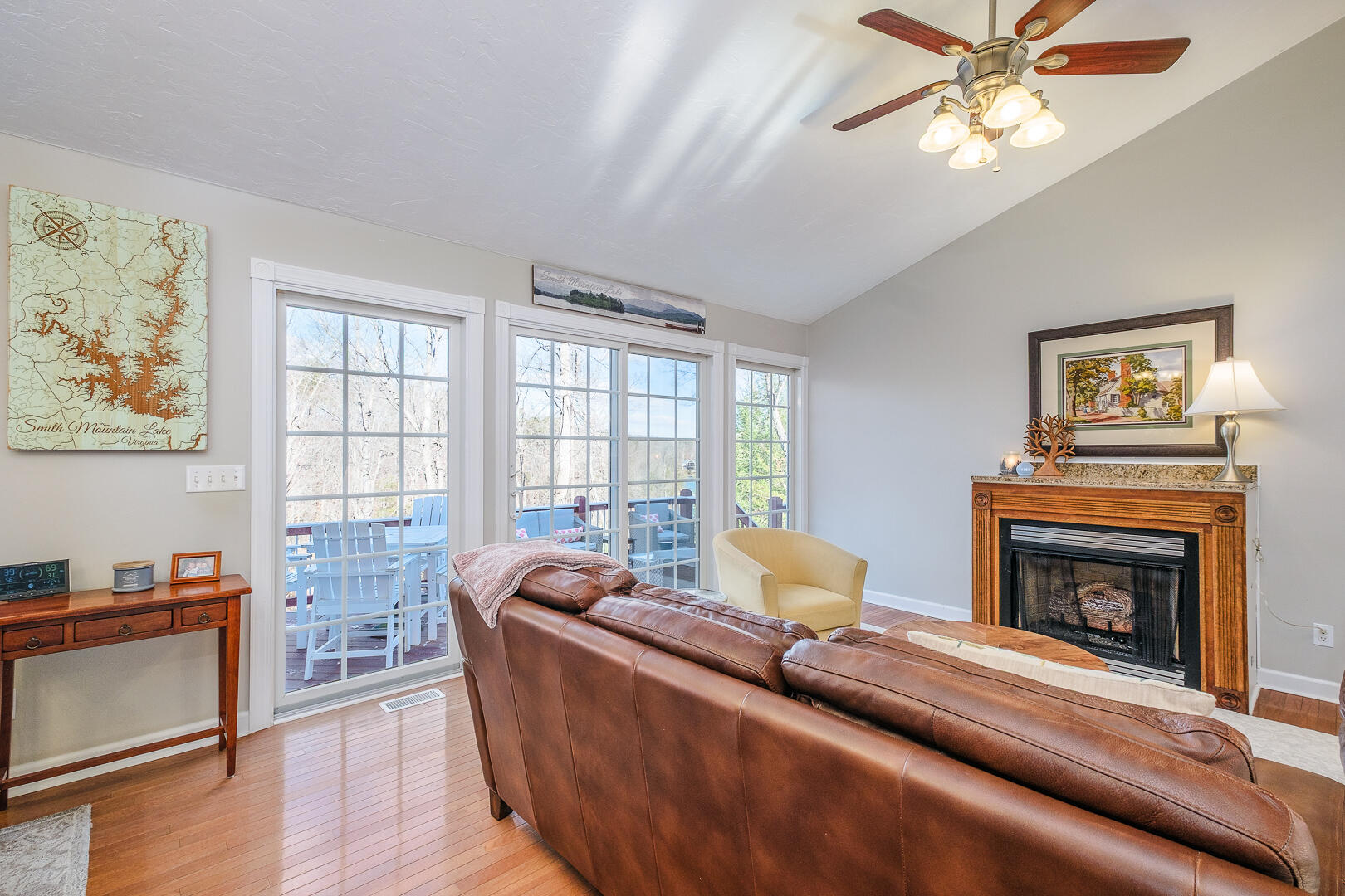 Moneta, Virginia, 24121, United States, 4 Bedrooms Bedrooms, ,4 BathroomsBathrooms,Residential,Active,2030954