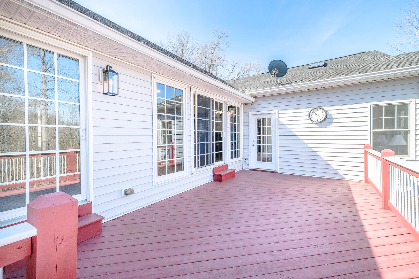 Moneta, Virginia, 24121, United States, 4 Bedrooms Bedrooms, ,4 BathroomsBathrooms,Residential,Active,2030954
