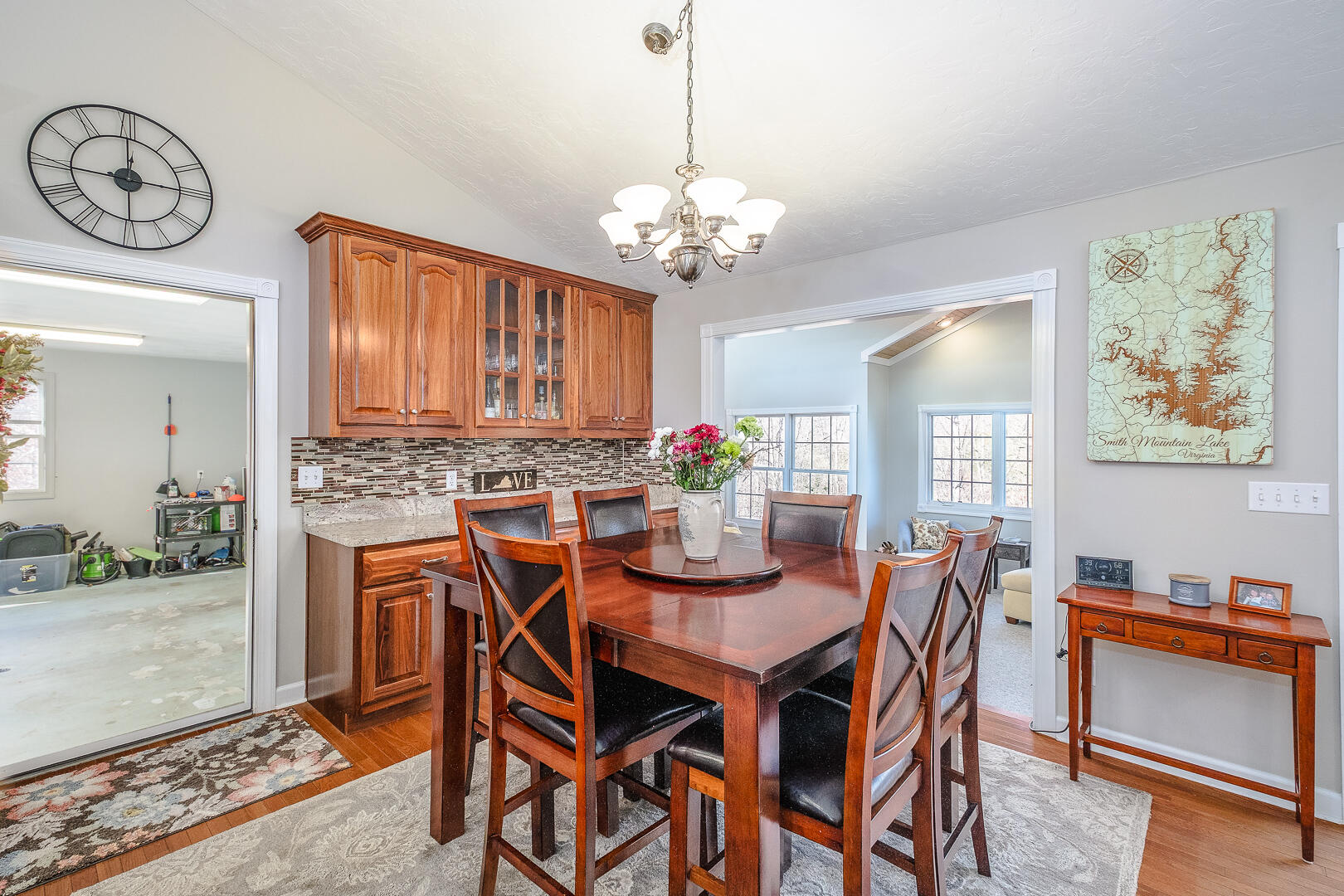 Moneta, Virginia, 24121, United States, 4 Bedrooms Bedrooms, ,4 BathroomsBathrooms,Residential,Active,2030954