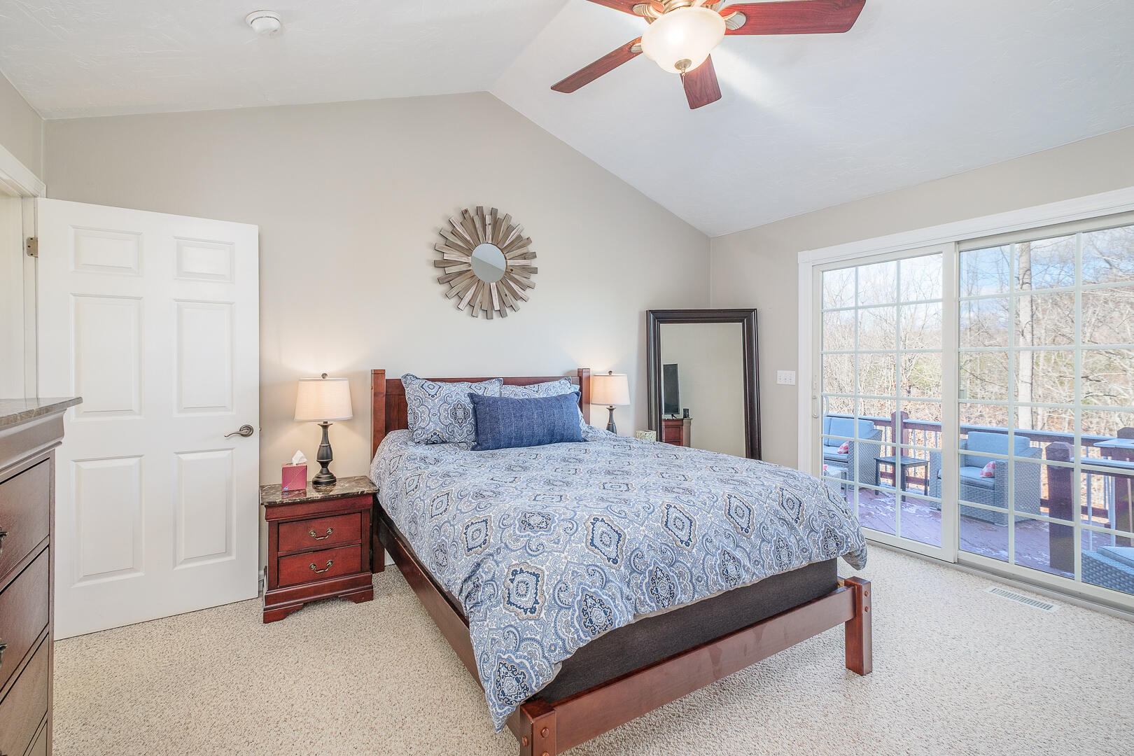Moneta, Virginia, 24121, United States, 4 Bedrooms Bedrooms, ,4 BathroomsBathrooms,Residential,Active,2030954