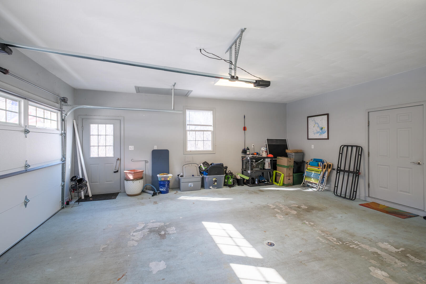 Moneta, Virginia, 24121, United States, 4 Bedrooms Bedrooms, ,4 BathroomsBathrooms,Residential,Active,2030954