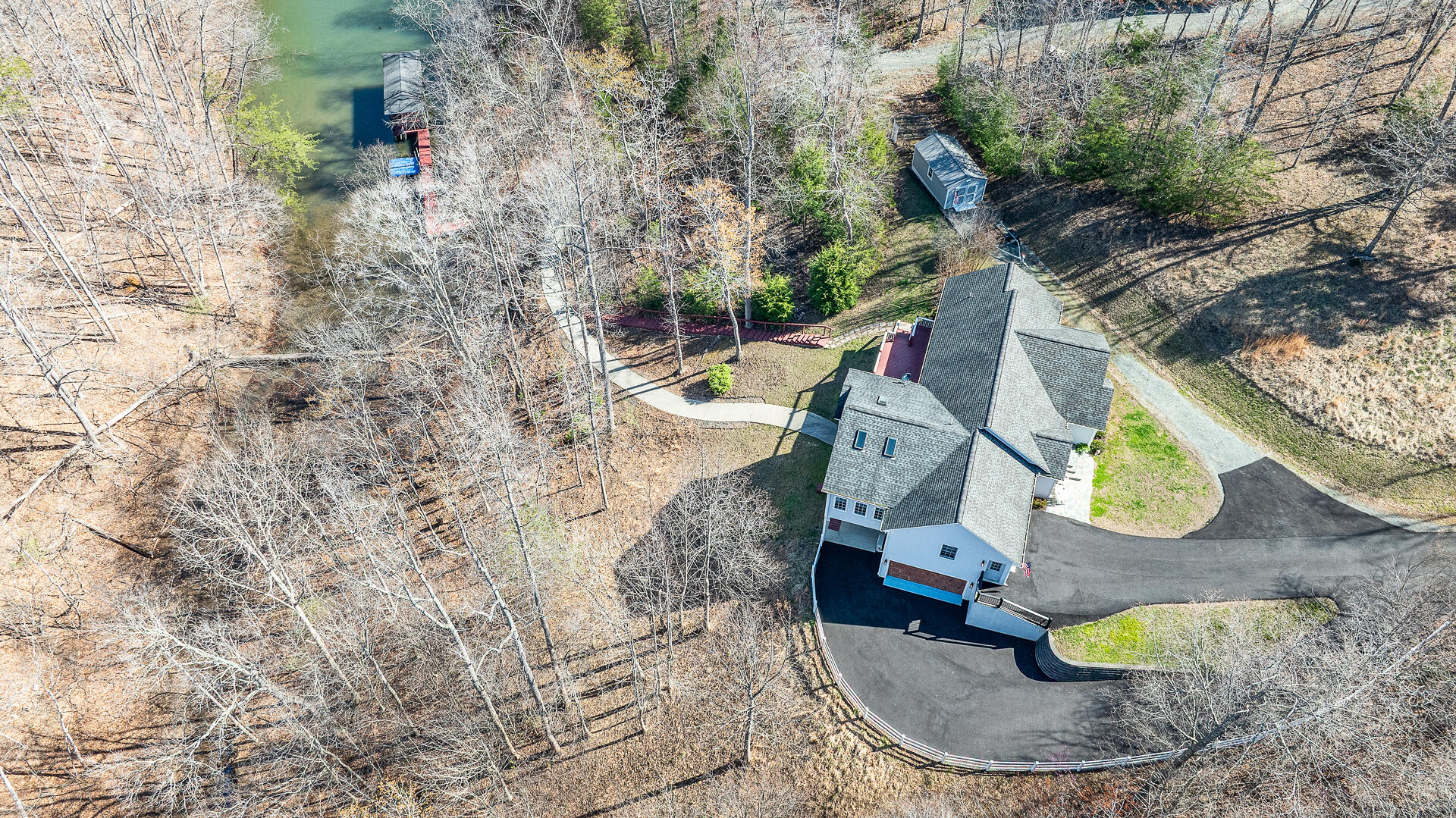 Moneta, Virginia, 24121, United States, 4 Bedrooms Bedrooms, ,4 BathroomsBathrooms,Residential,Active,2030954