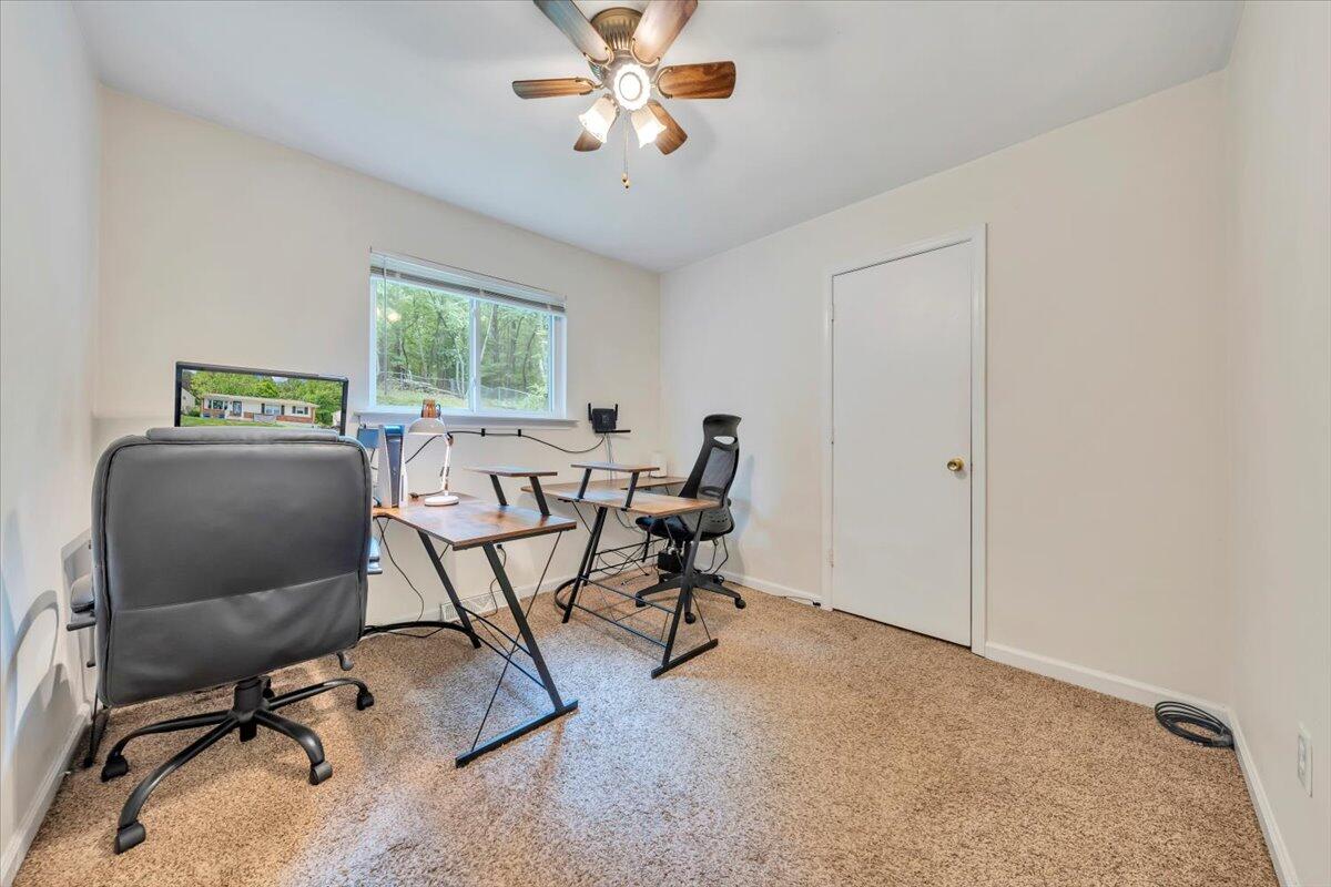 81 Ridgeview Cir, Roanoke, Virginia image 14