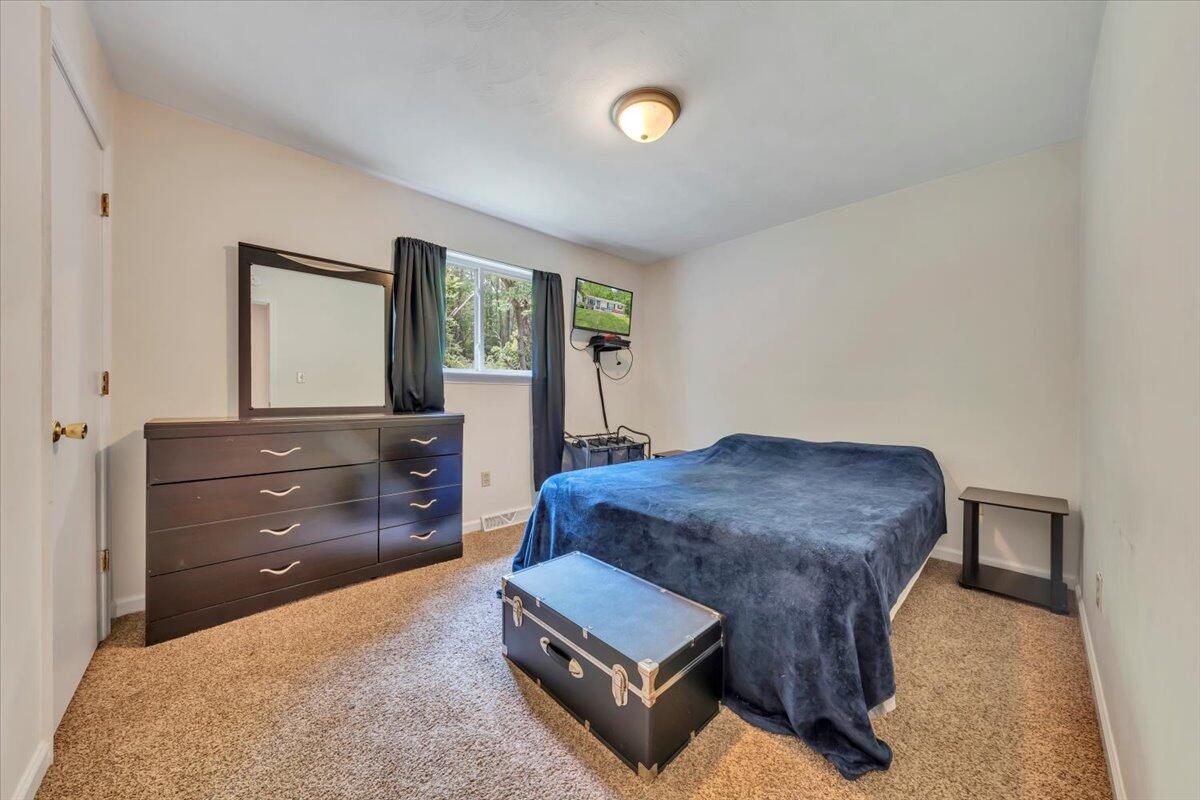 81 Ridgeview Cir, Roanoke, Virginia image 13