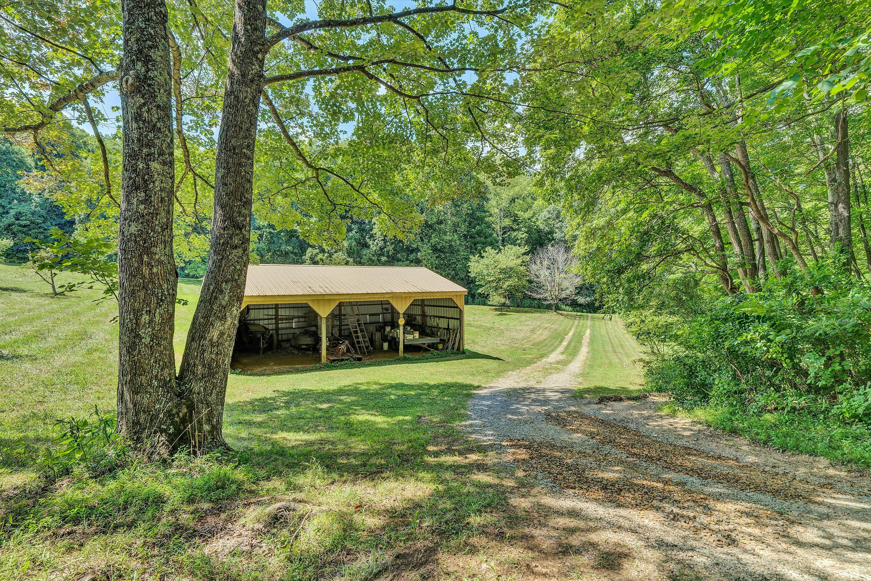 1195 Rhododendron Rd, Callaway, Virginia image 32